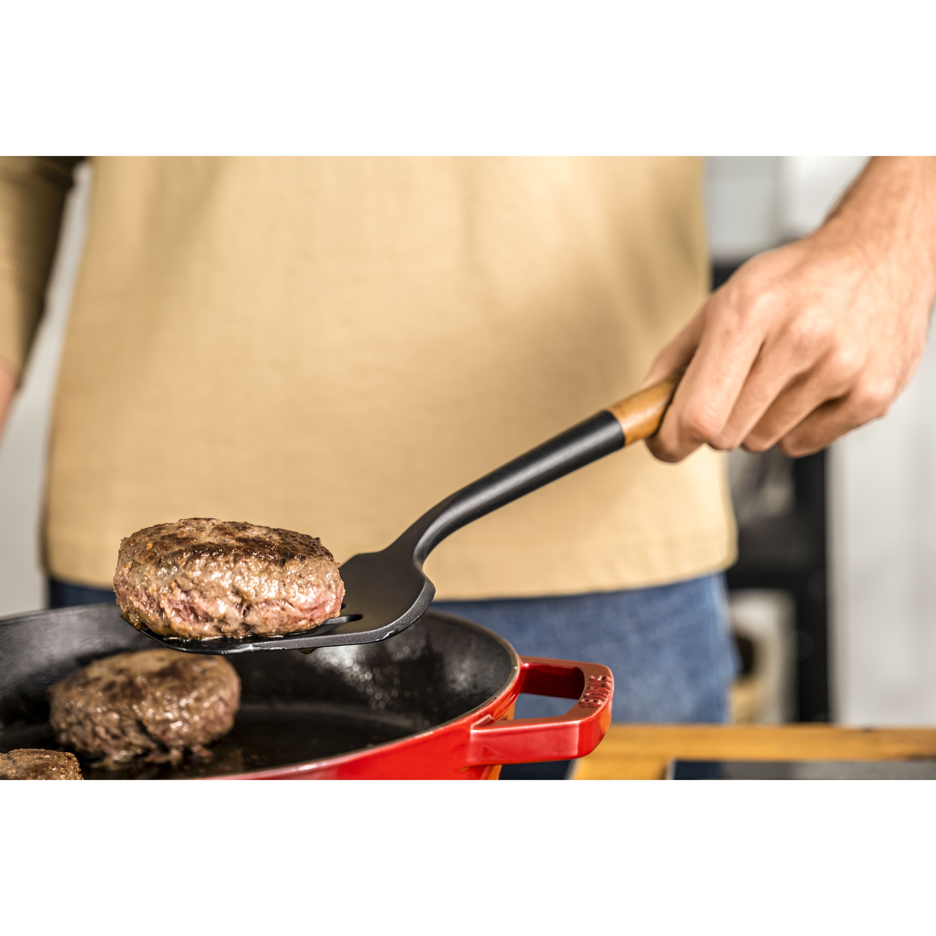 Staub  Spatel -  - Staub