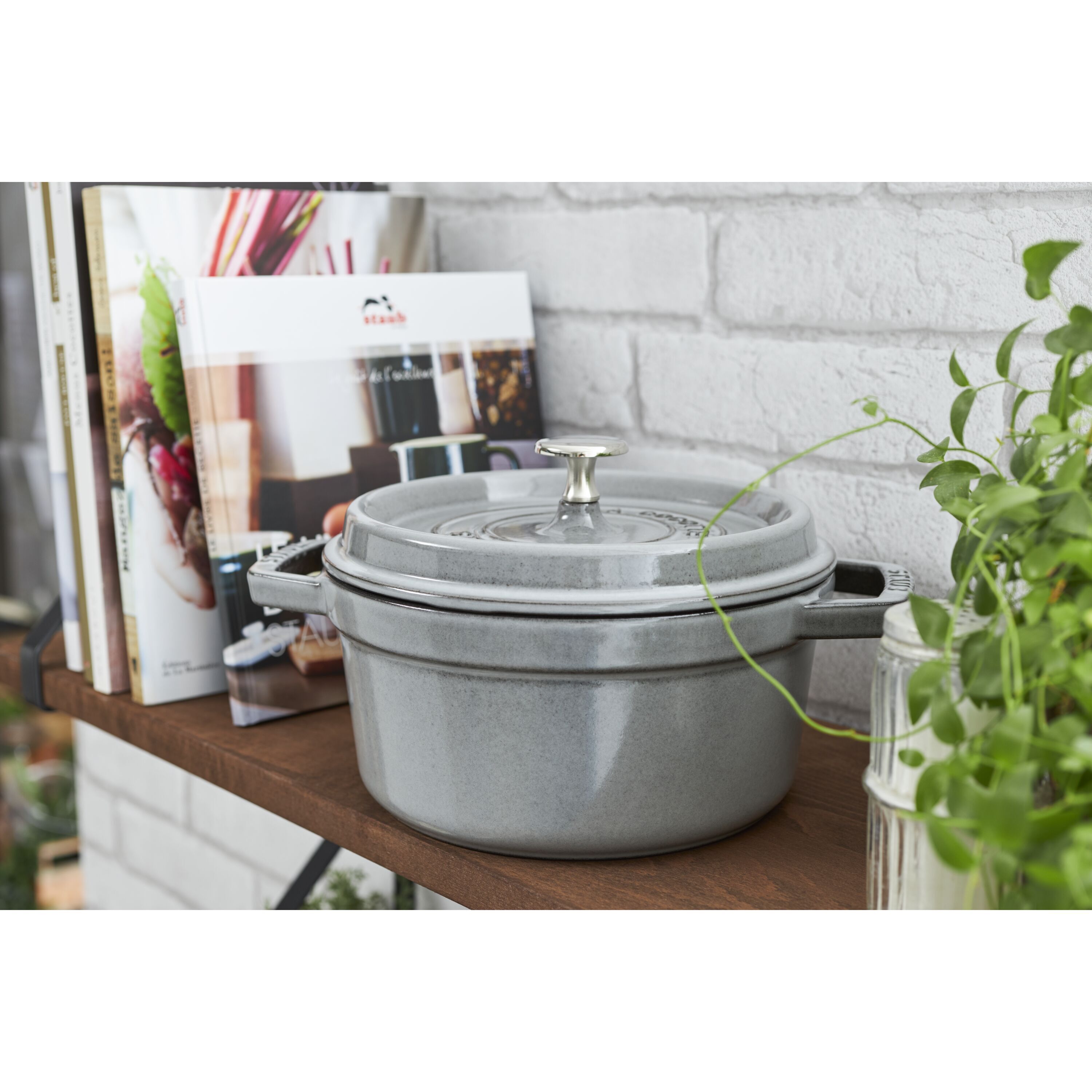 Buy Staub Cast Iron Cocotte | ZWILLING.COM