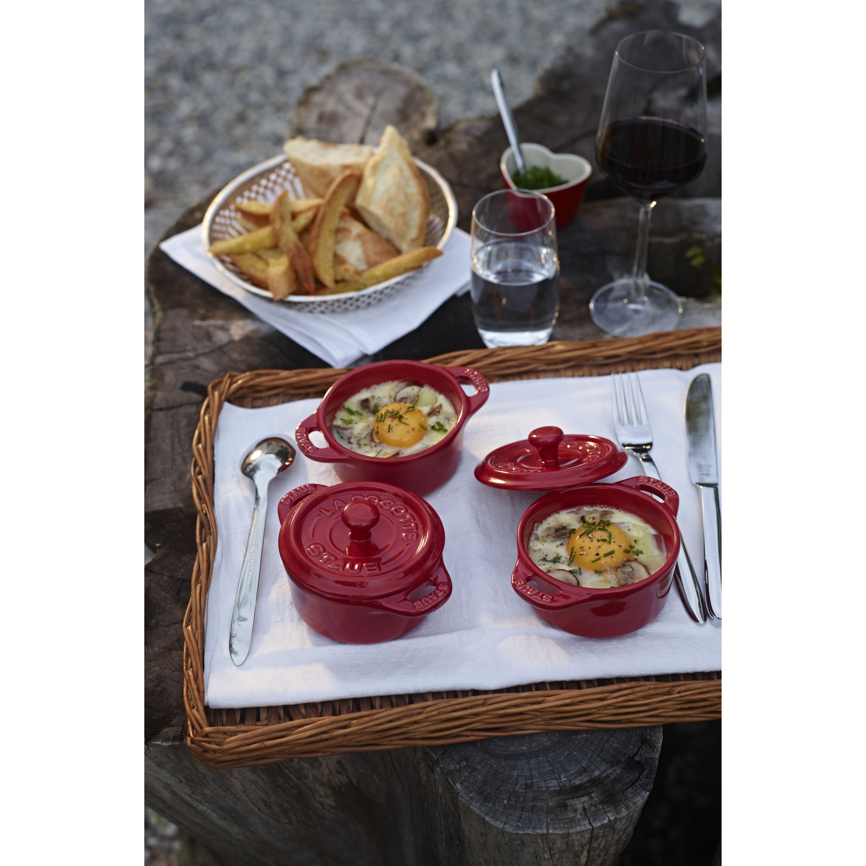 Buy Staub Stoneware Cocotte set | ZWILLING.COM