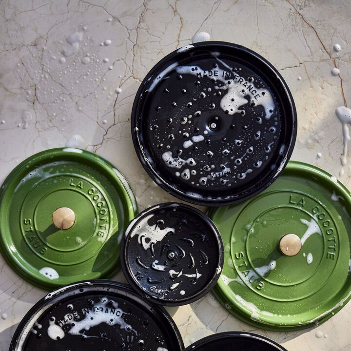 La Cocotte, 3.7 l cast iron round Cocotte, pistachio - Visual Imperfections, large 4