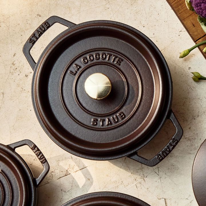 La Cocotte, 22 cm round Cast iron Cocotte chocolate, large 4