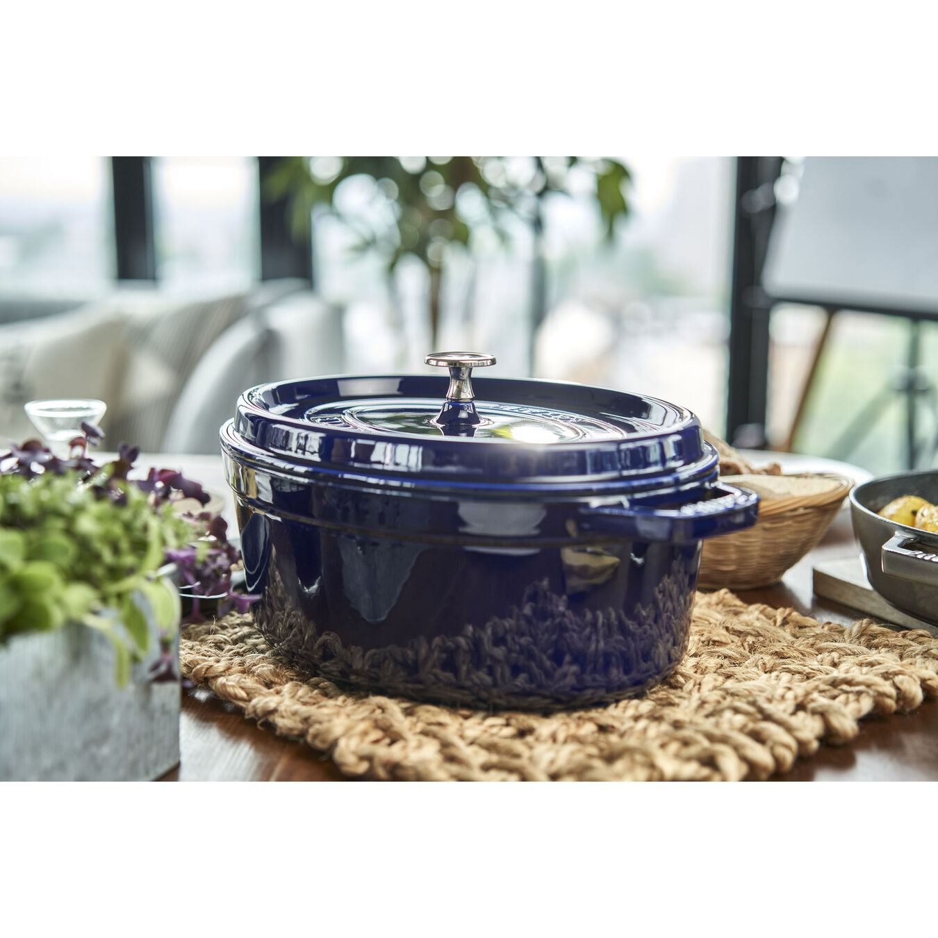 5.5 l cast iron oval Cocotte, dark-blue - Visual Imperfections,,large 6