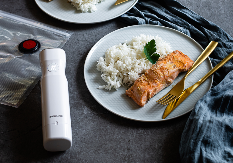 How to Vacuum Seal Salmon: Easy Steps for Freshness & Flavor