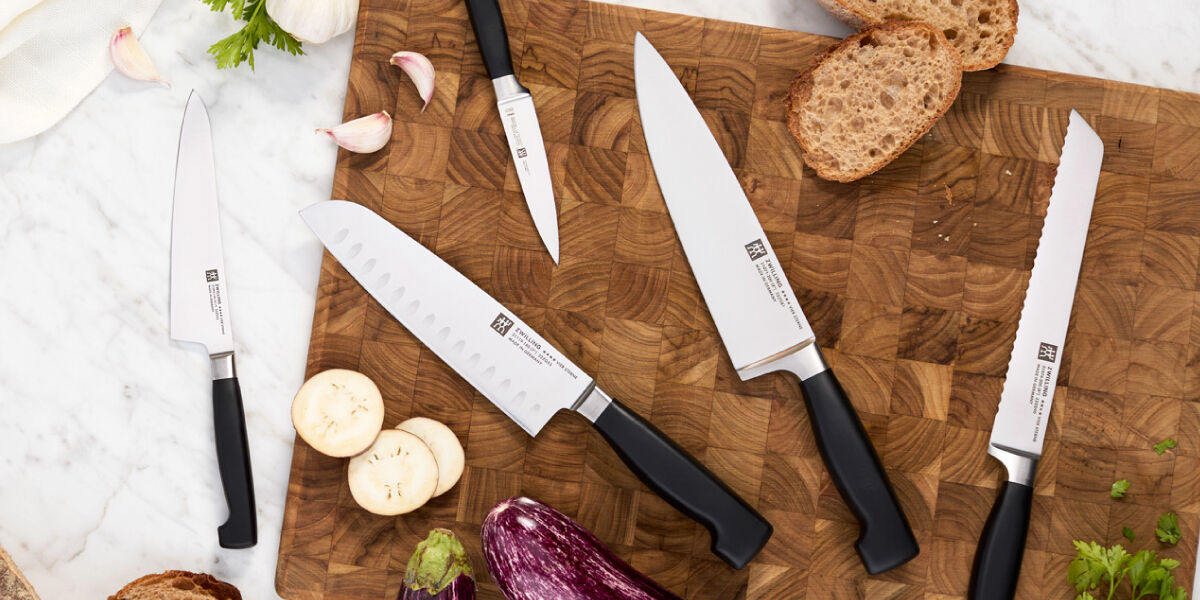 Buy ZWILLING Four Star Chef's knife | ZWILLING.COM