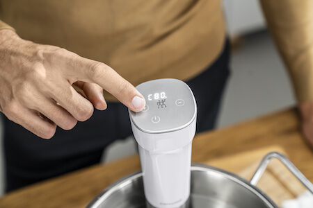 【新品未開封】ZWILLING SOUS-VIDE-STICK 低温調理器 Buy ZWILLING Enfinigy Sous-vide stick | ZWILLING.COM