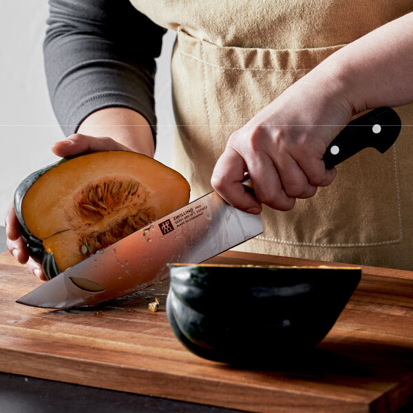 Buy ZWILLING Pro 5.5-inch, Hollow Edge Santoku Knife | ZWILLING.COM
