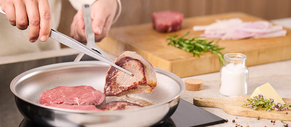 Perfect gebakken steak in sneetjes