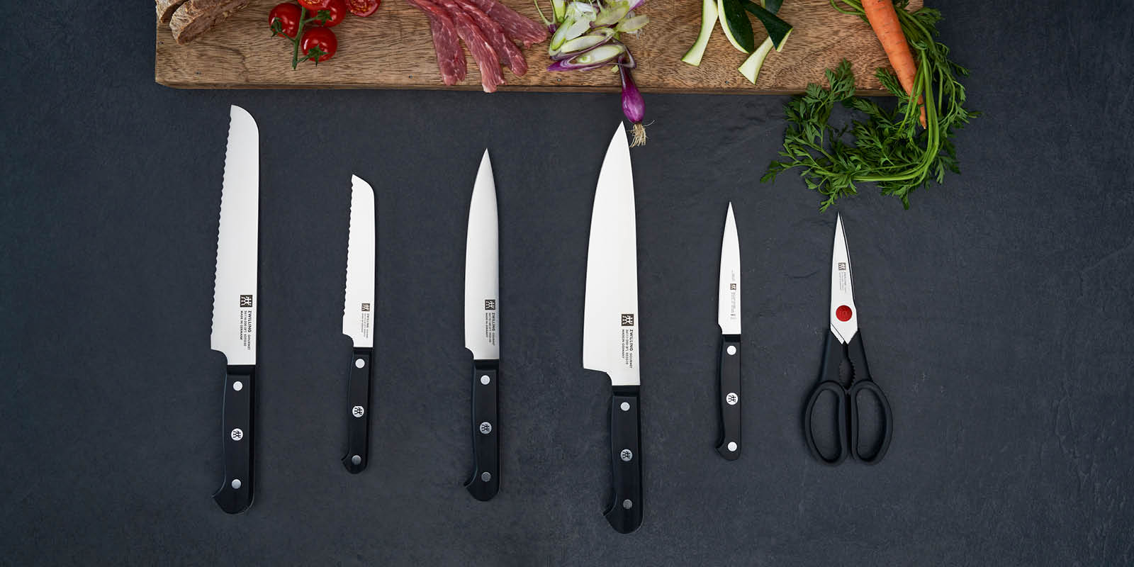 https://www.zwilling.com/on/demandware.static/-/Sites-zwilling-ca-Library/default/dw44c2553e/images/product-content/masonry-content/zwilling/cutlery/gourmet/36133-000-0_Lifestyle_Image_Series_OS_1200x600.jpg