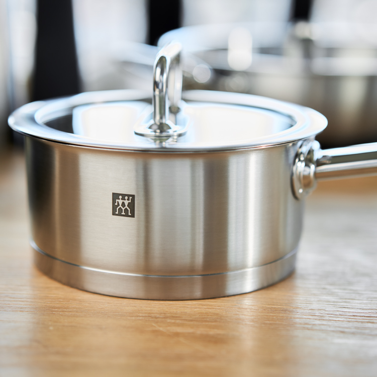 https://www.zwilling.com/on/demandware.static/-/Sites-zwilling-ca-Library/default/dw8939909e/images/Content-asset-images/images/65120-005-0-zwilling-cookware-pro-3.jpg