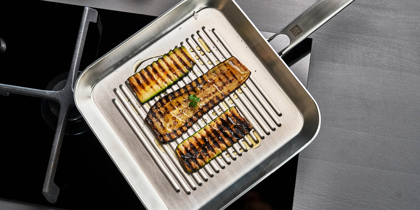 ZWILLING Plus Grillpan 45 X 24 X 2,5 Cm - Inductie Geschikt, Vierkante Bakplaat Zilver 24 Cm
