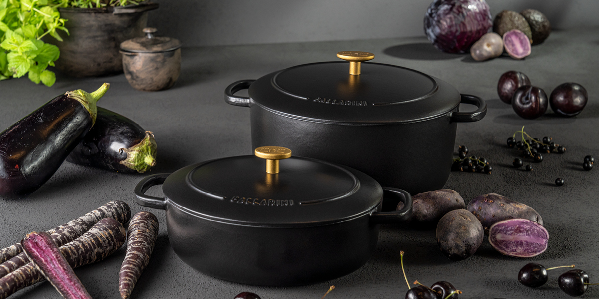 https://www.zwilling.com/on/demandware.static/-/Sites-zwilling-de-Library/default/dw96df3688/images/product-content/masonry-content/ballarini/cookware/bellamonte/pdp-masonry-content-ballarini-cookware-bellamonte_black_full-width_1200x600.jpg