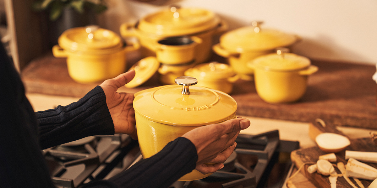 Staub Set Di 3 Padelle In Ghisa – Cocotte 5.5qt E Padella 25.4cm | Blu Scuro | Adatte A Tutti I Piani Cottura, Fatte In Francia