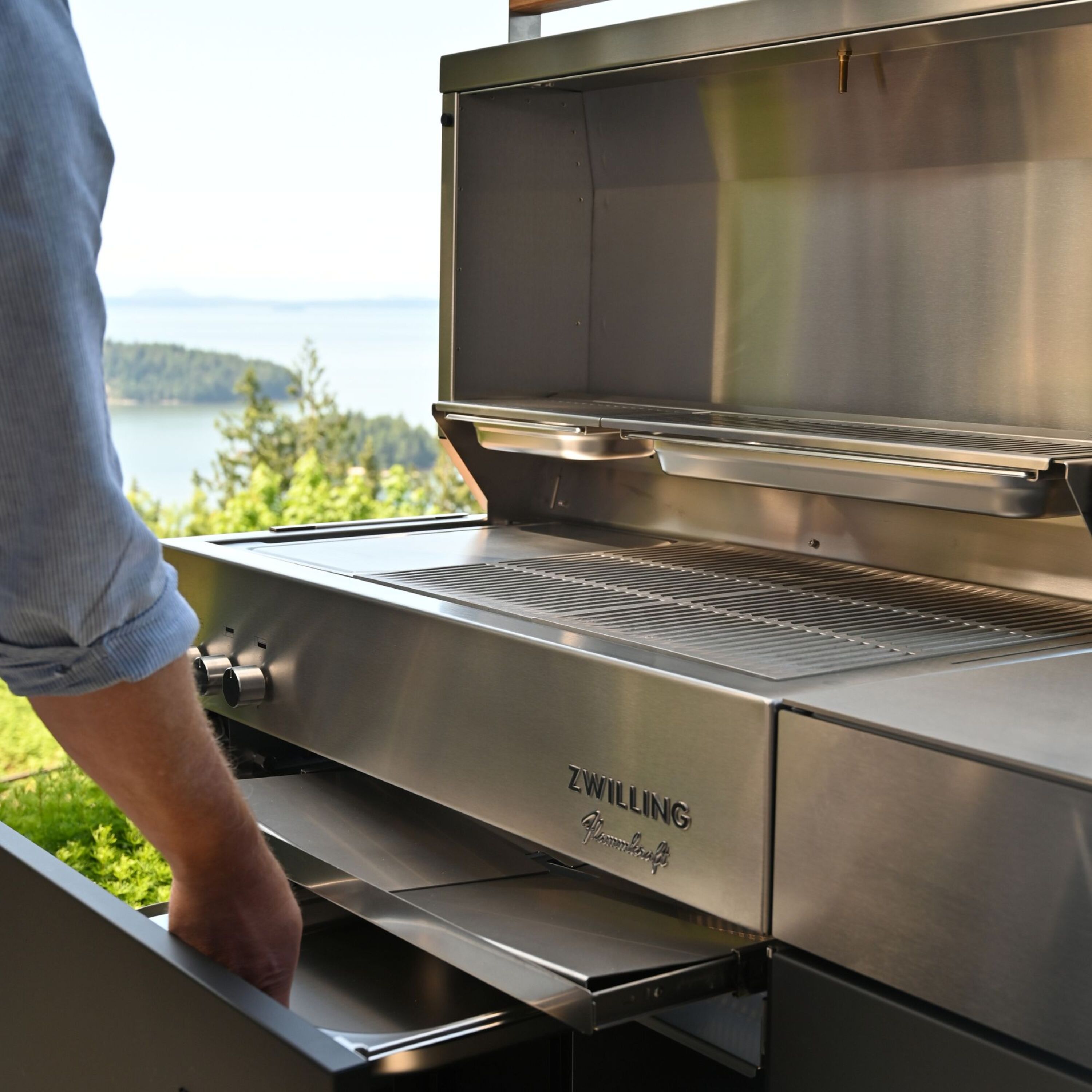 Buy ZWILLING Flammkraft Model D Gas grill | ZWILLING.COM