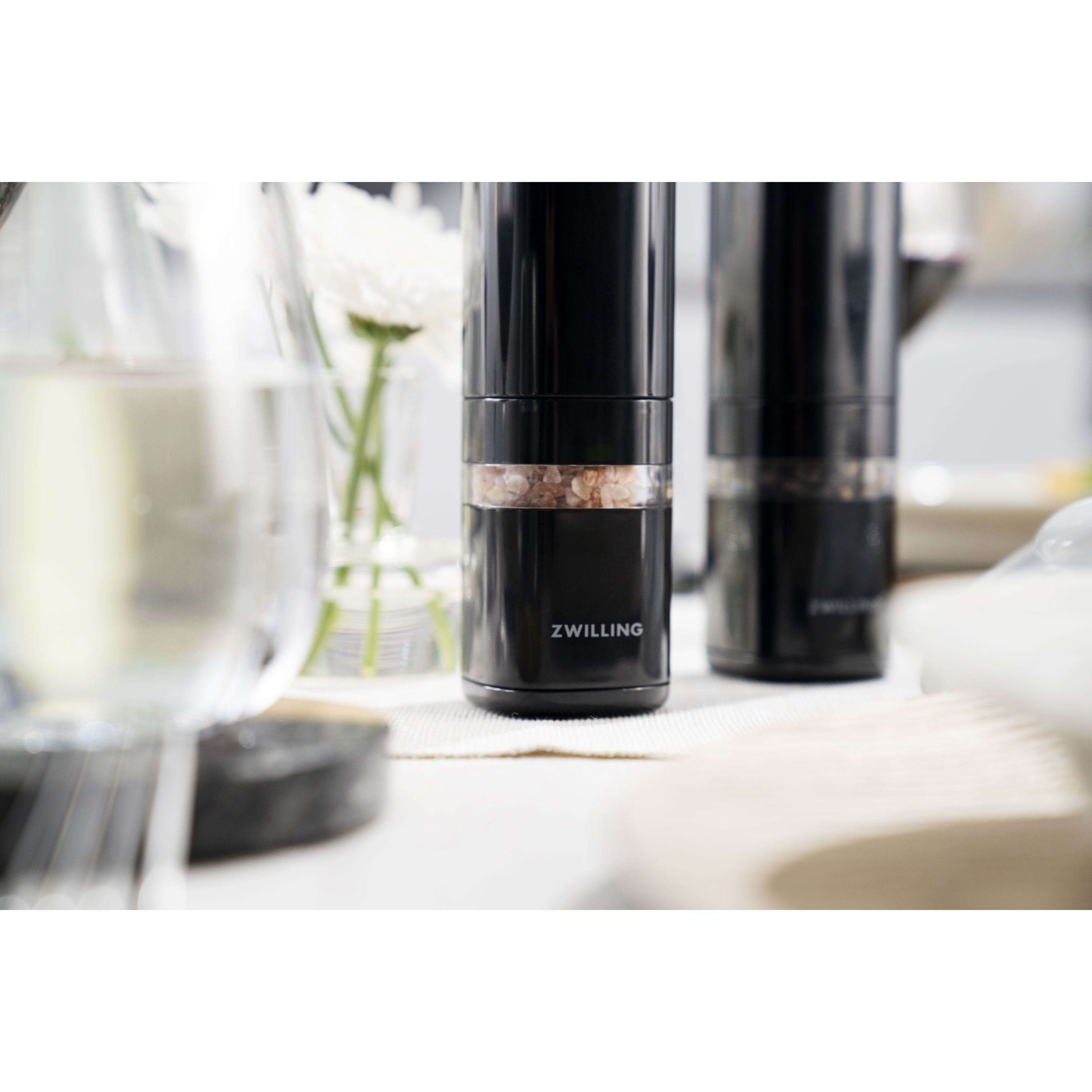 Zwilling Enfinigy - Electric Pepper and Salt Mill – Kitchen Store & More