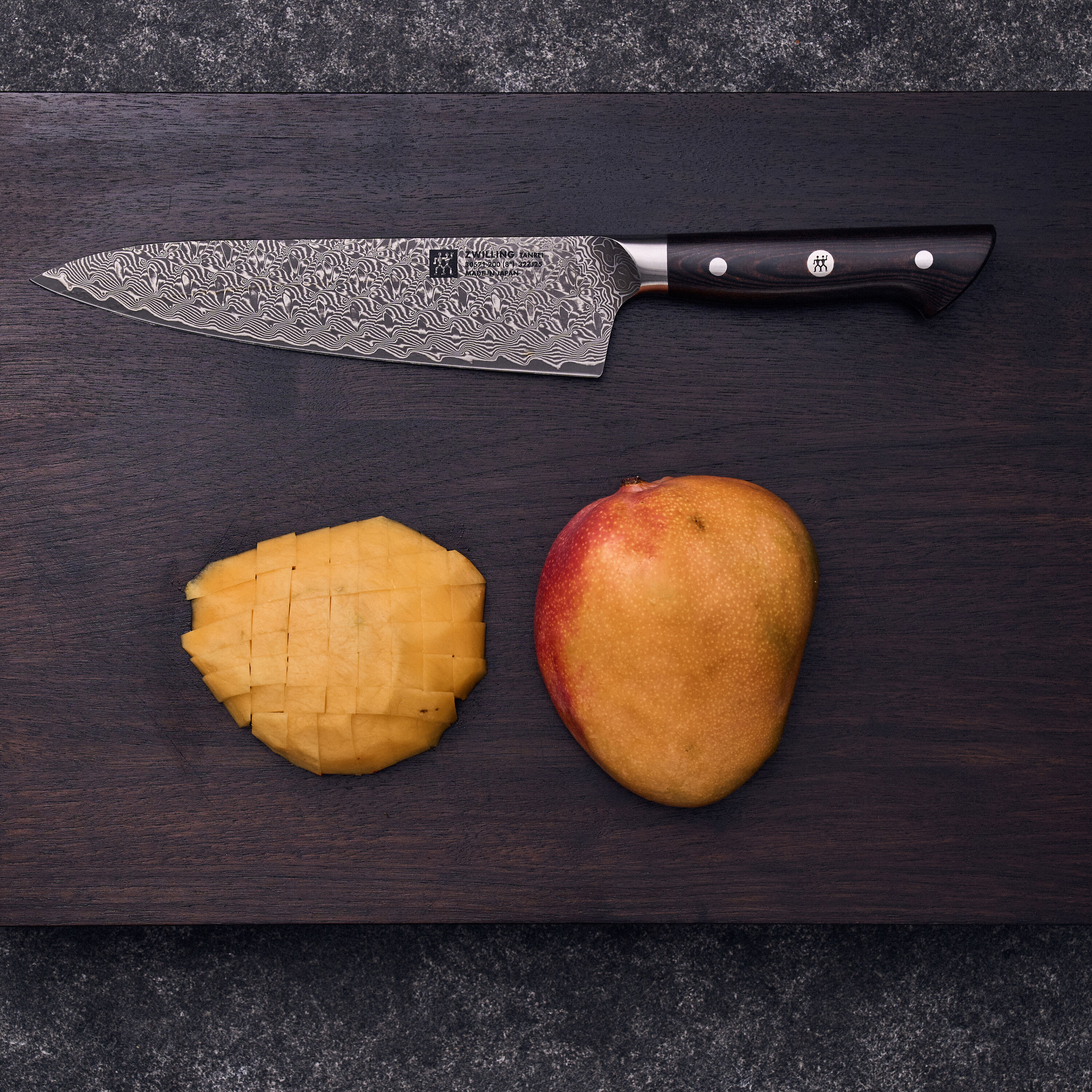 Buy ZWILLING Tanrei Chef's knife | ZWILLING.COM