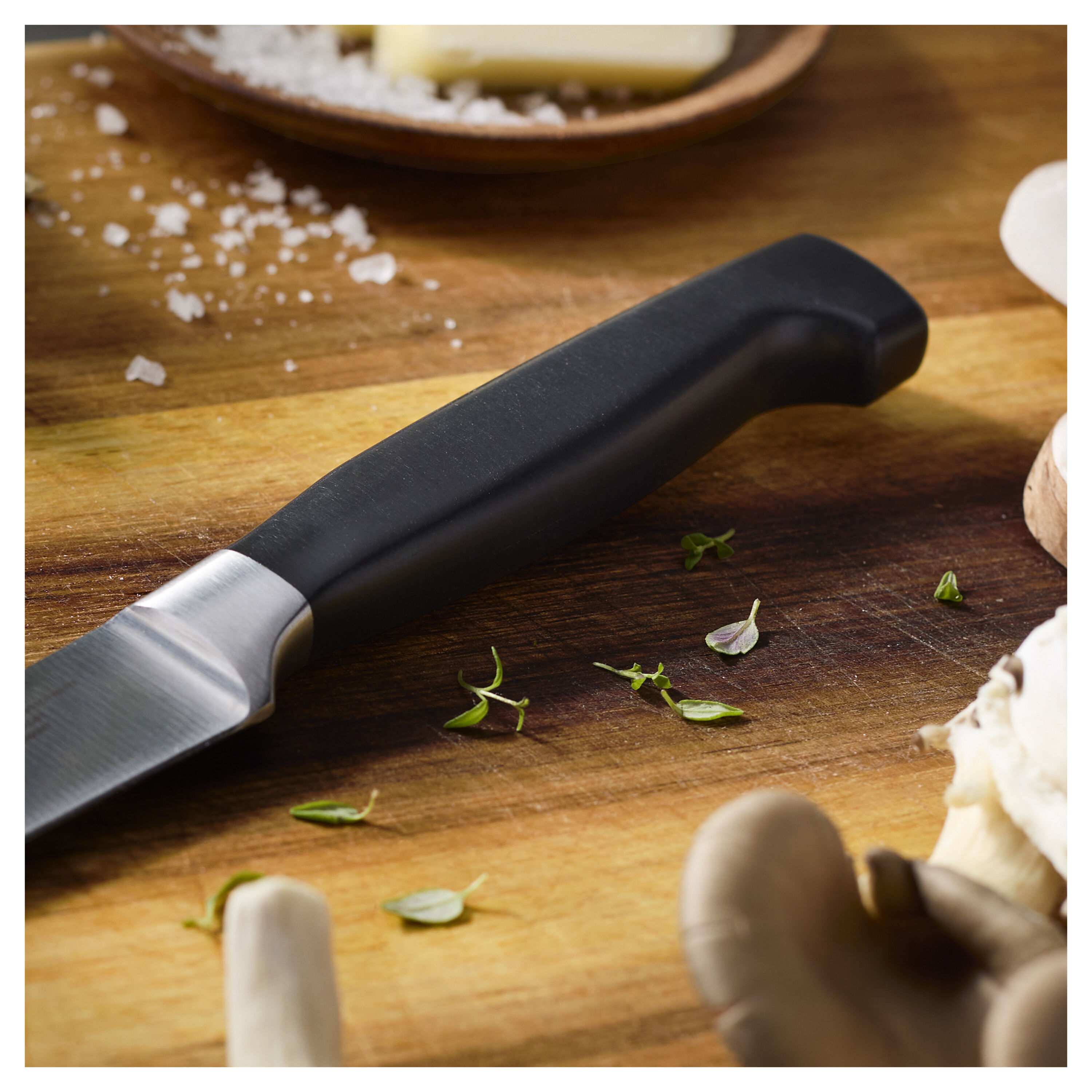 Buy ZWILLING Four Star Utility Knife 5 inch, fine edge | ZWILLING.COM