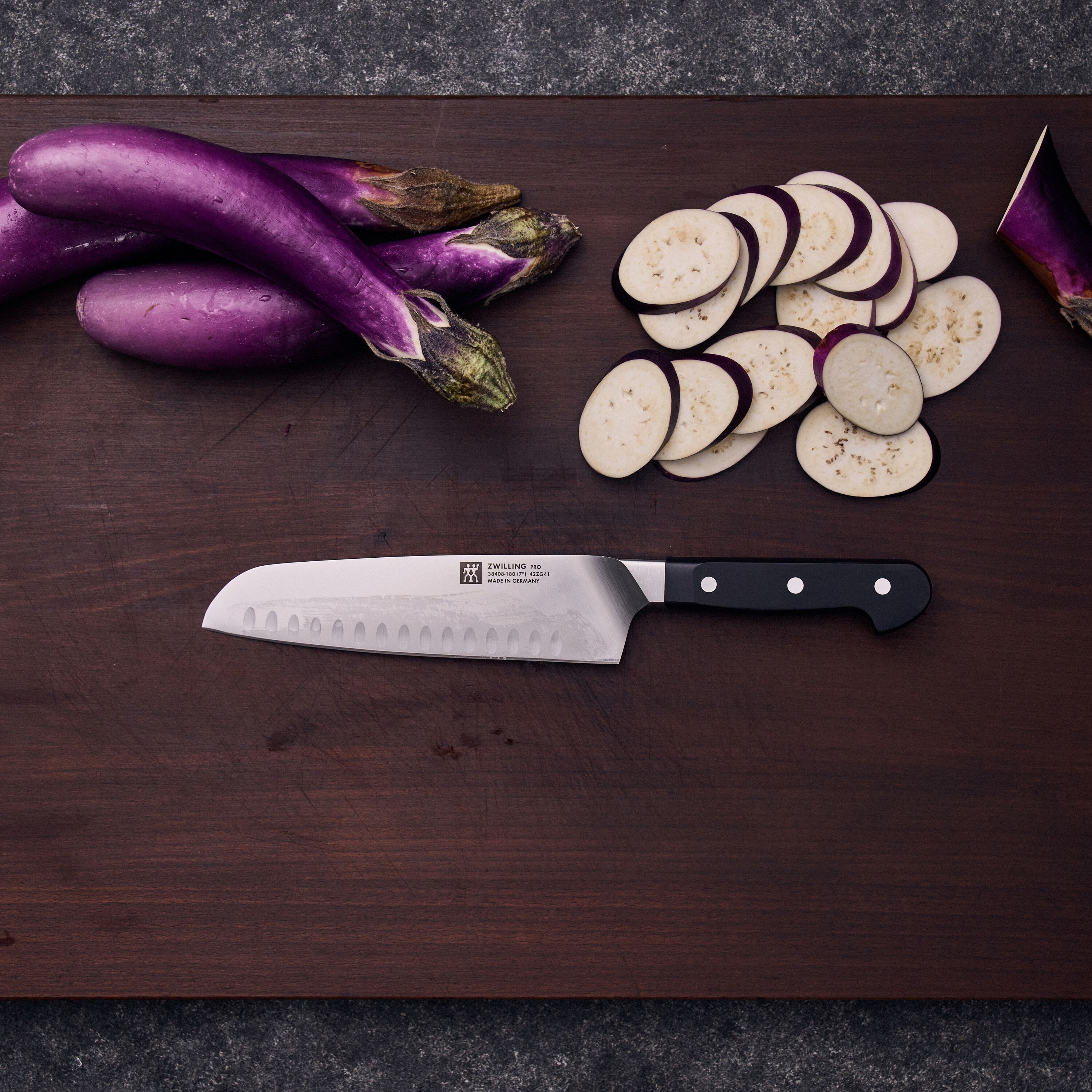 Buy ZWILLING Pro Santoku | ZWILLING.COM