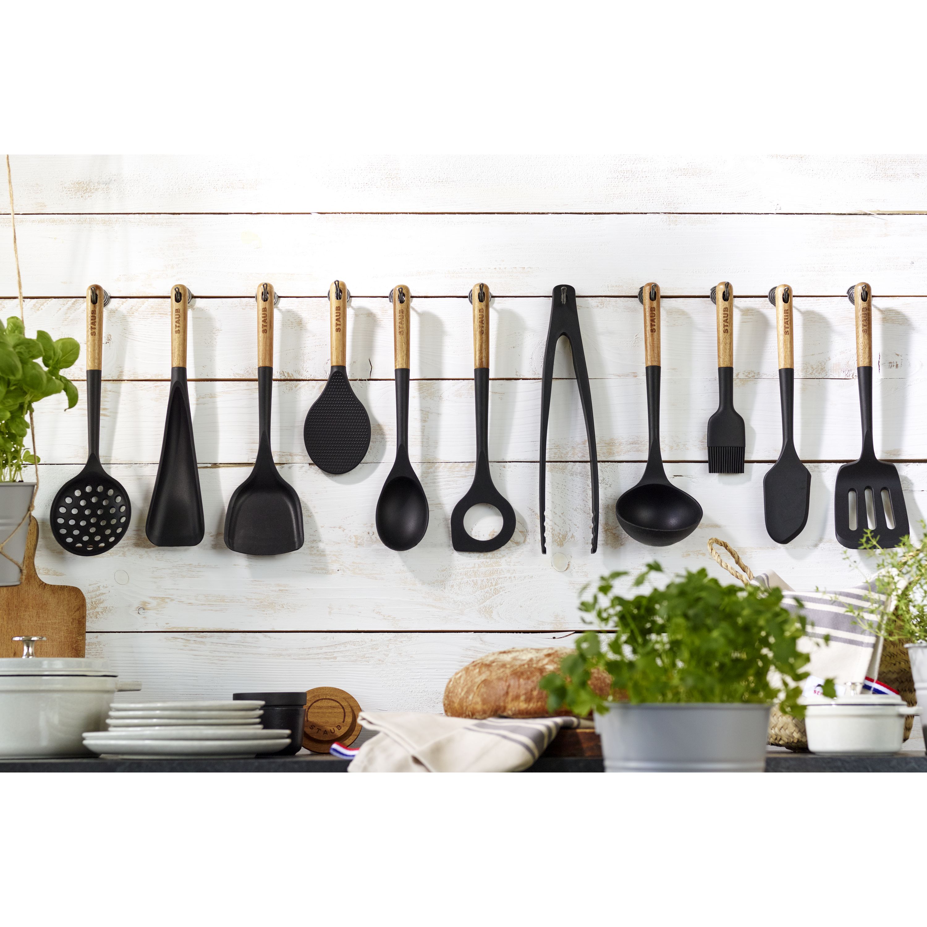 Staub Wok Tool – The Kitchen
