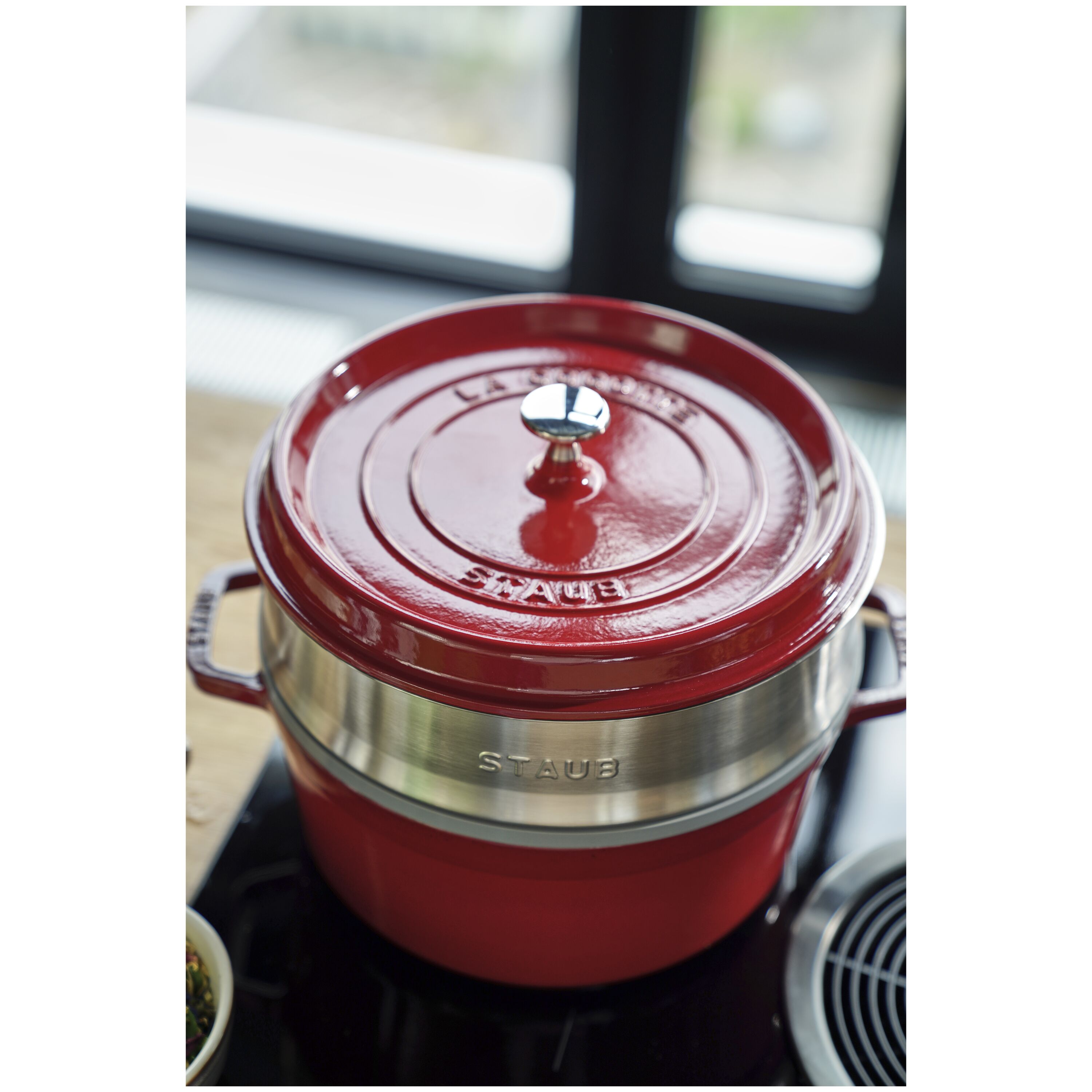 Cocotte 26 panier vapeur Staub - 6 coloris