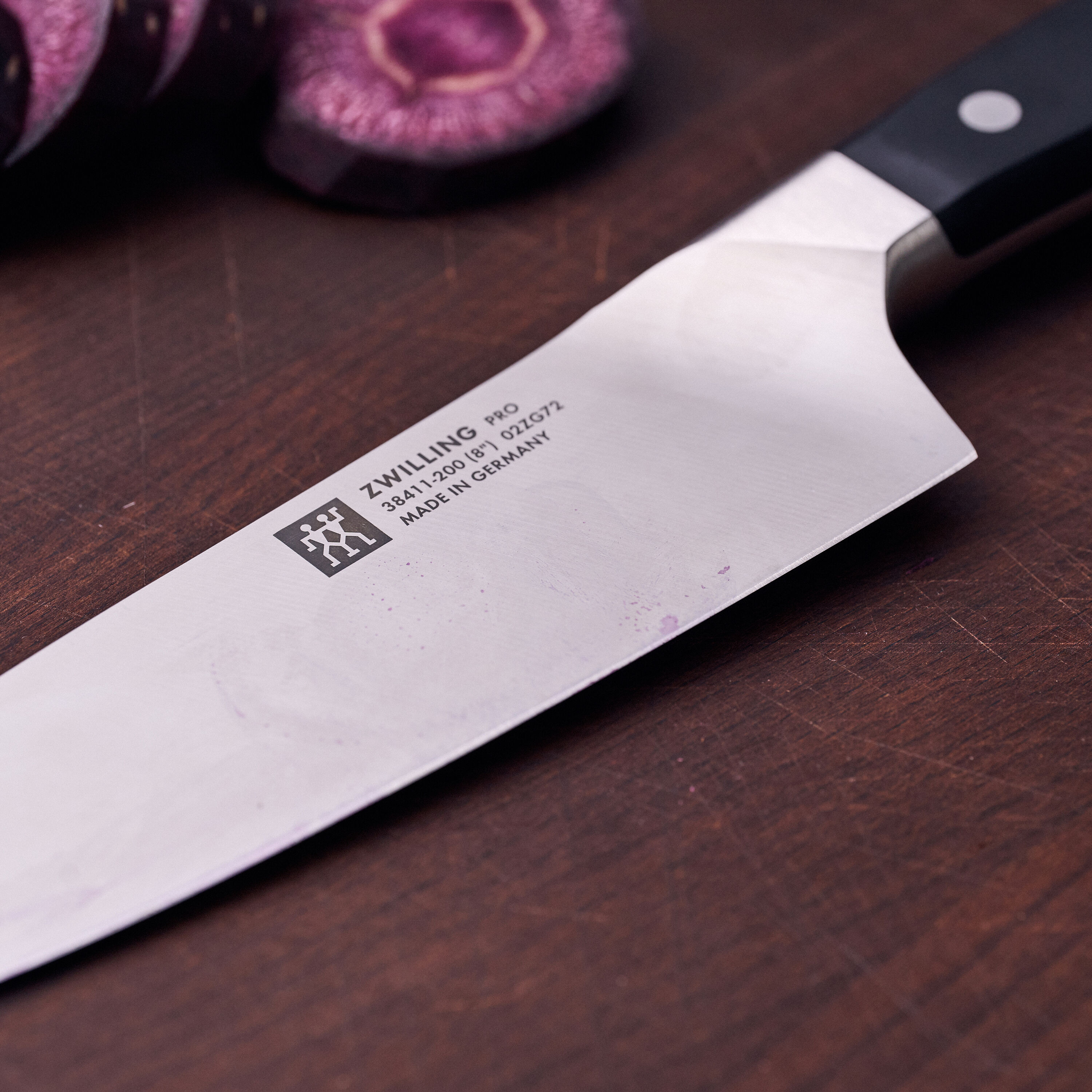 Buy ZWILLING Pro Chef's knife | ZWILLING.COM