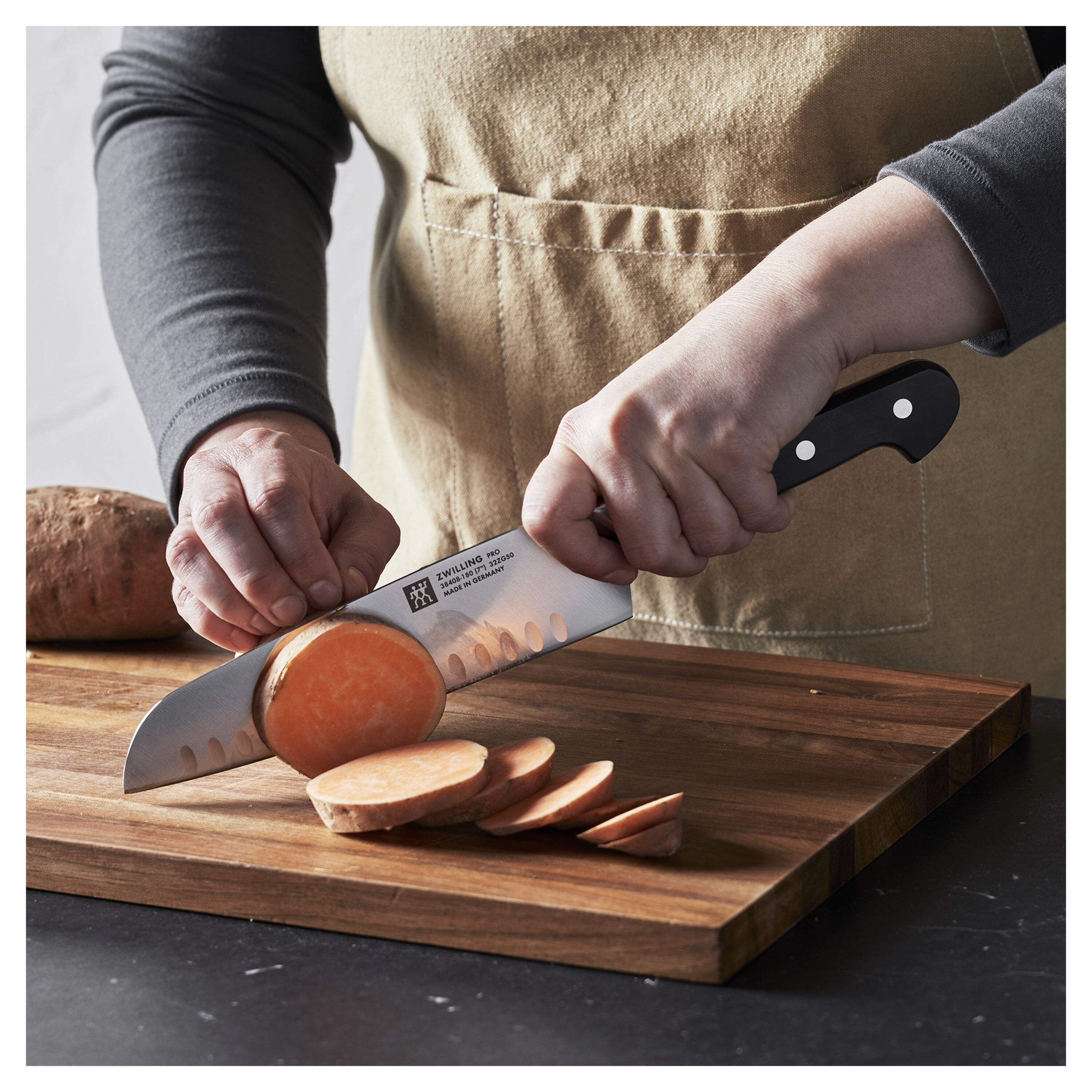 Buy ZWILLING Pro Santoku | ZWILLING.COM