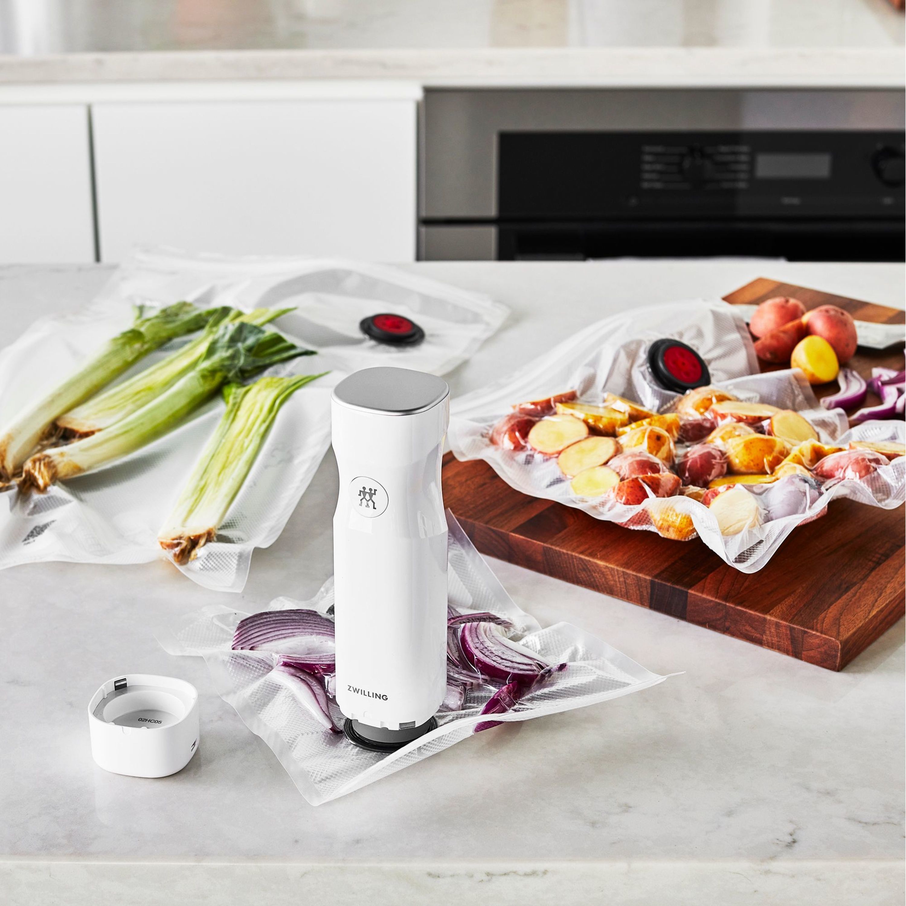 Zwilling Fresh & Save Review: Will This Vacuum Sealing System Keep Your  Produce Fresher Longer?