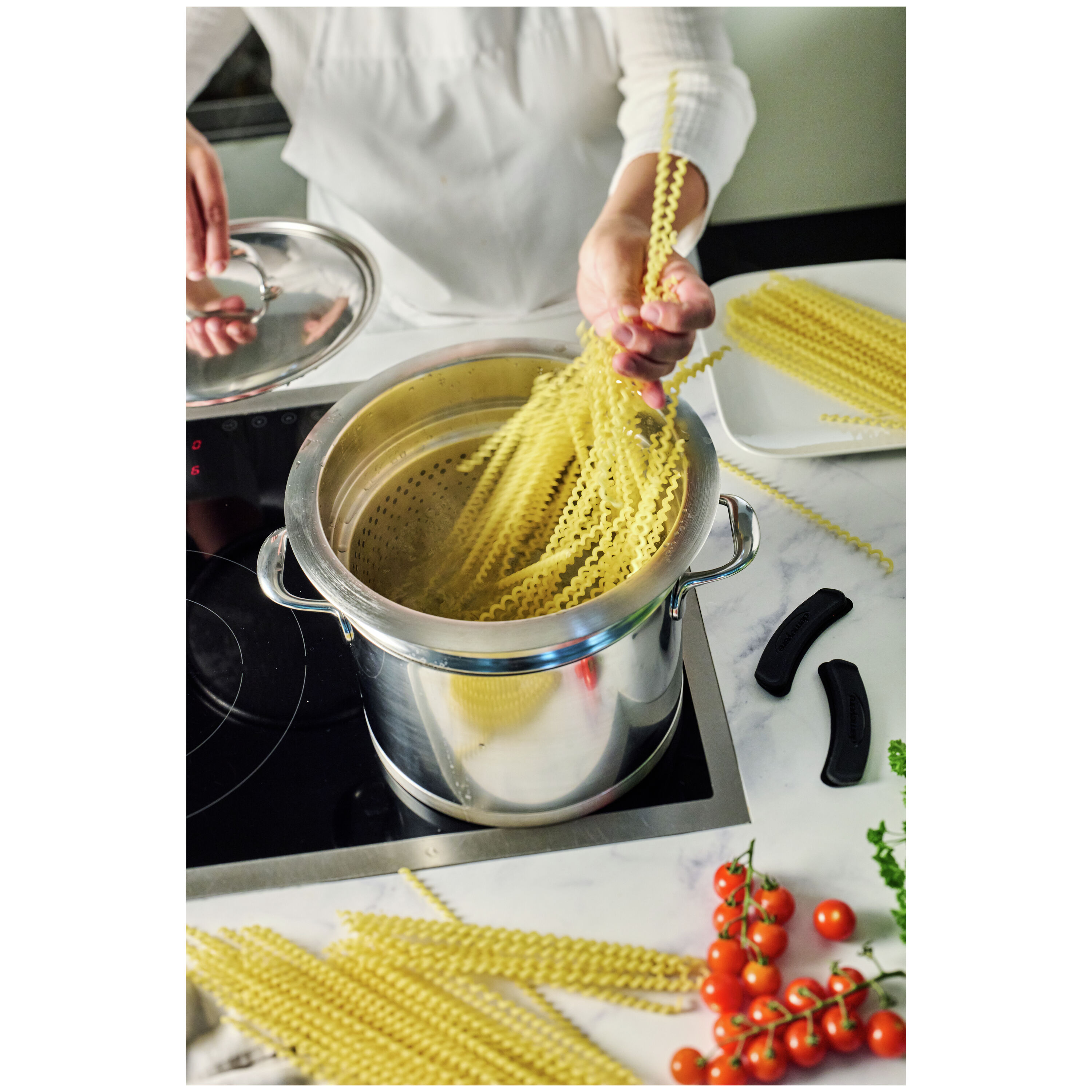 Buy Demeyere Specialties 5 Pasta insert set, 20 cm | ZWILLING.COM