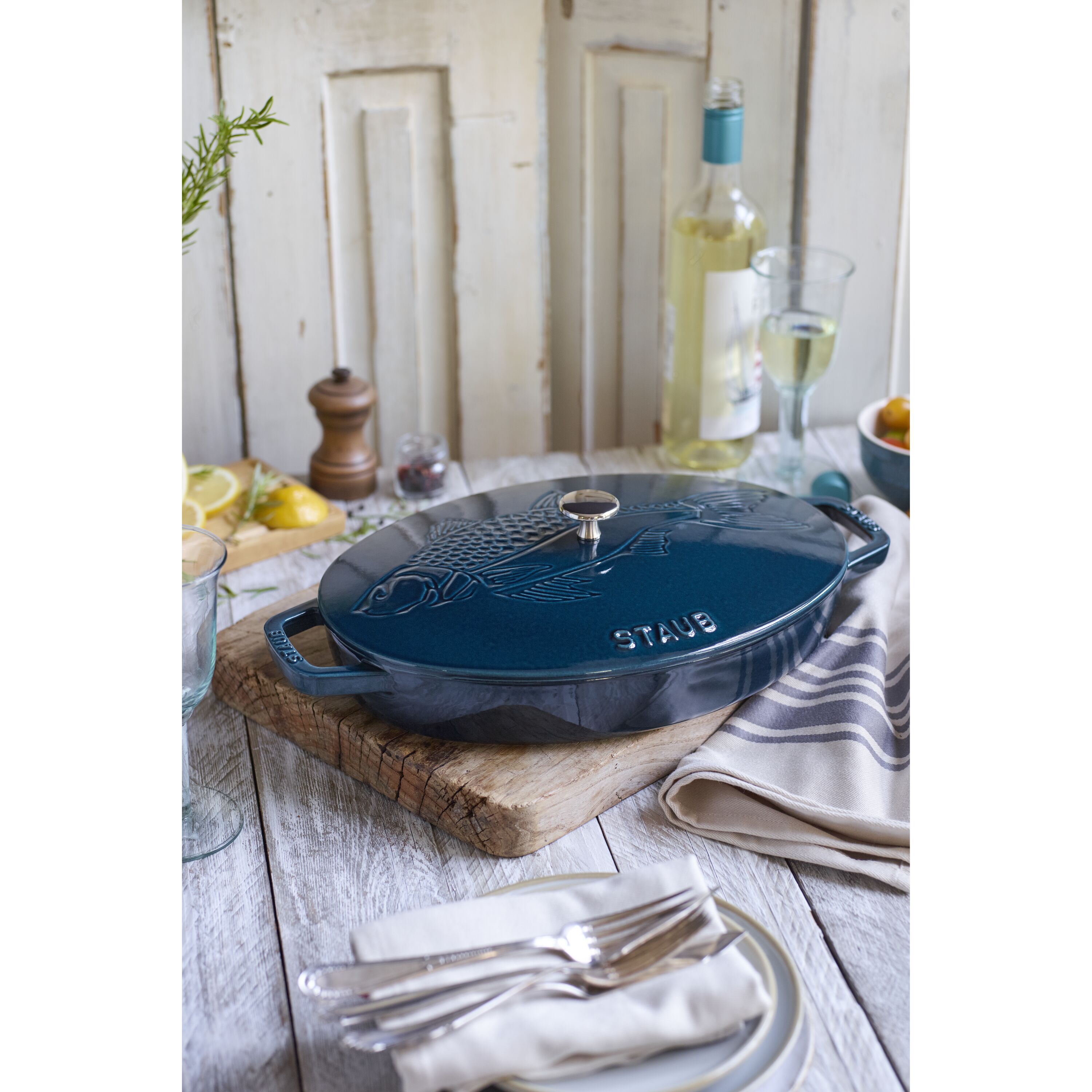 ストウブ Specialities スタッカブルディッシュ 魚 | ツヴィリング公式