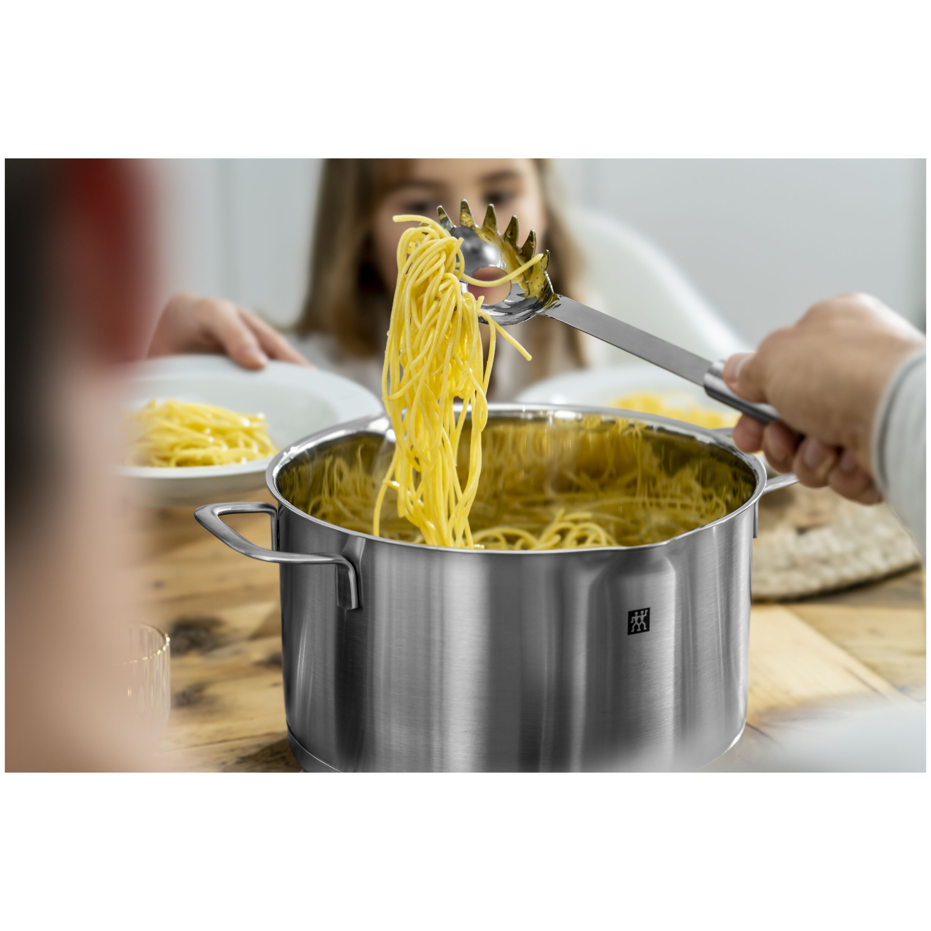 ツヴィリング プロ パスタスプーン, 33 cm, 18/10 SST | ツヴィリング