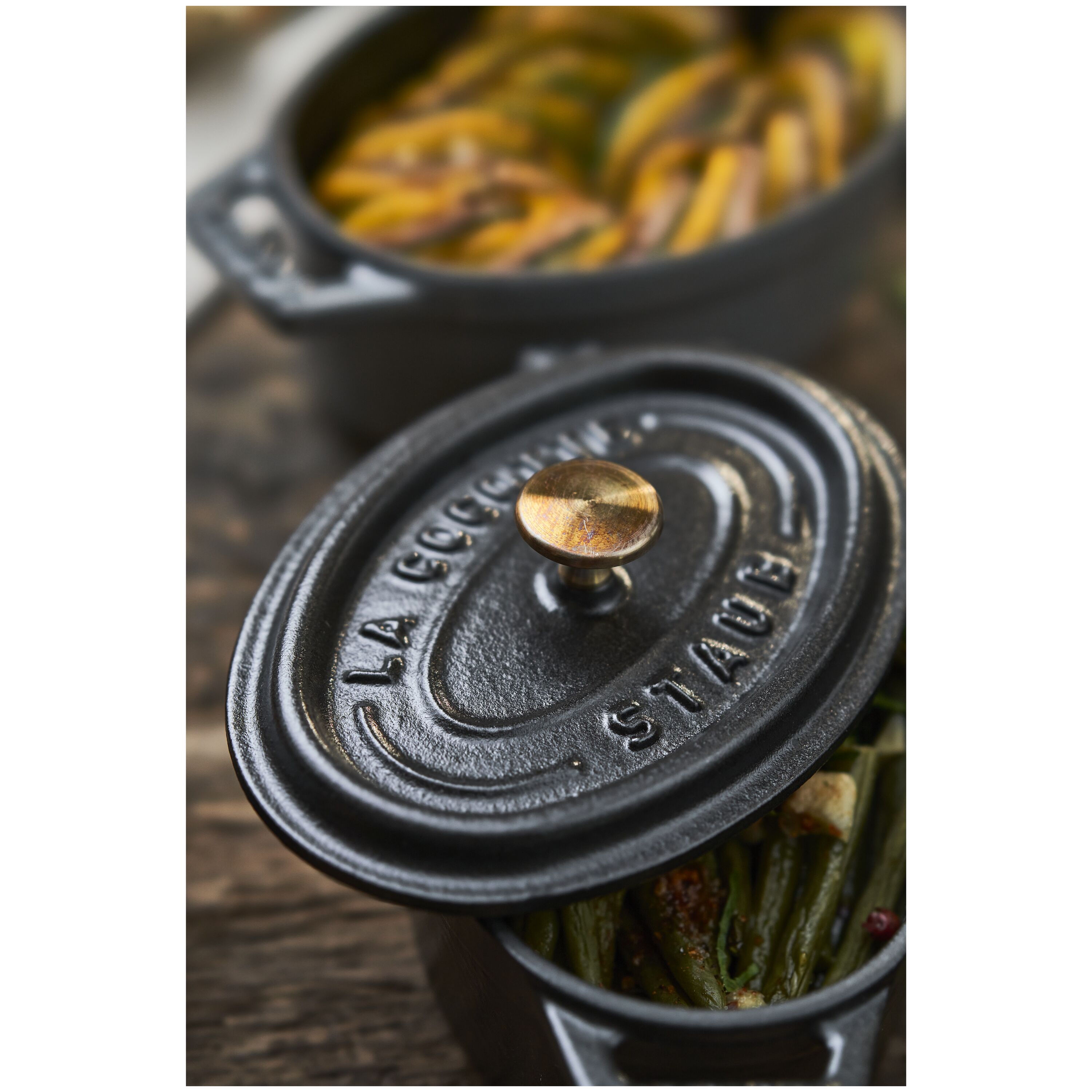 Buy Staub La Cocotte Cocotte | ZWILLING.COM