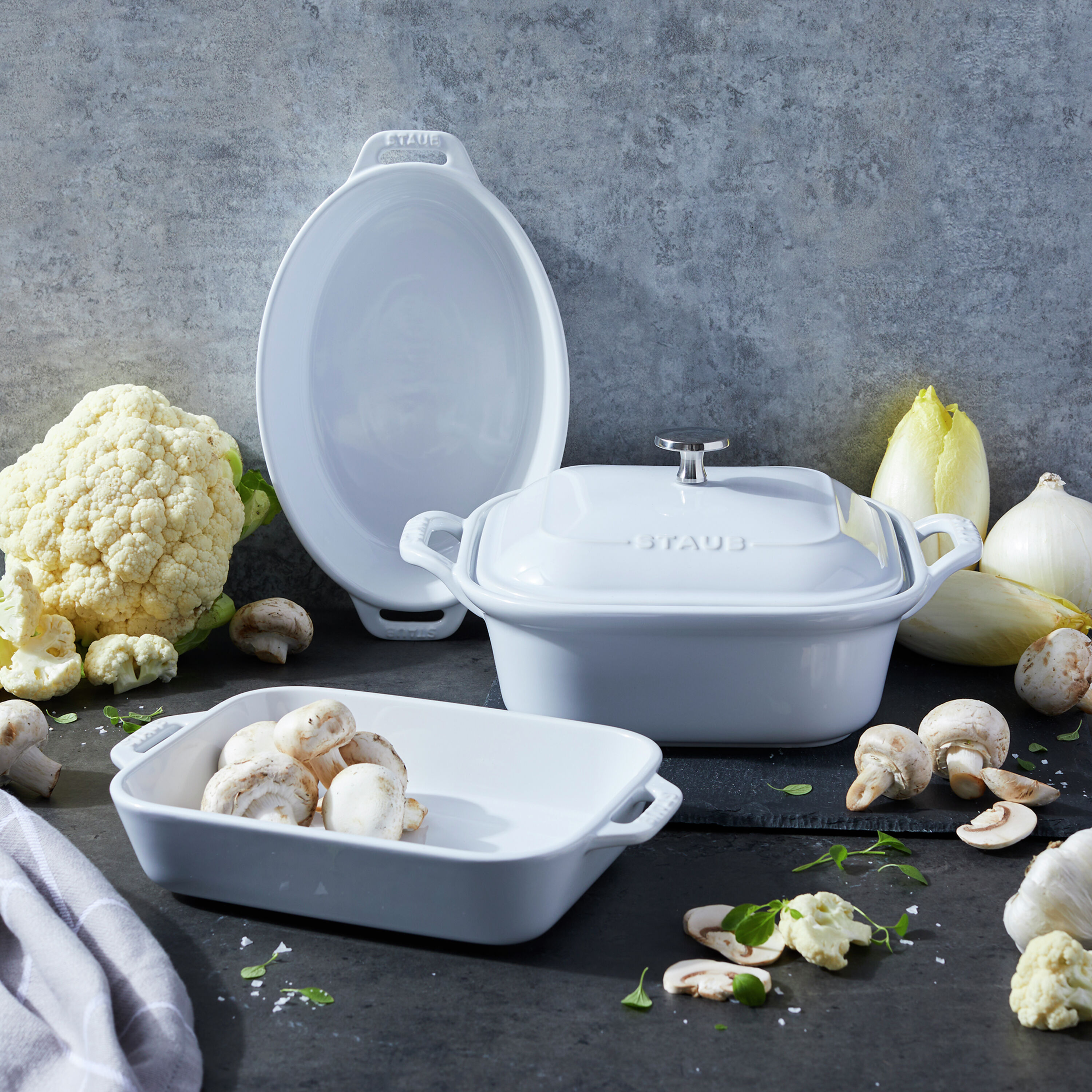 Buy Staub Ceramique Ovenware set | ZWILLING.COM