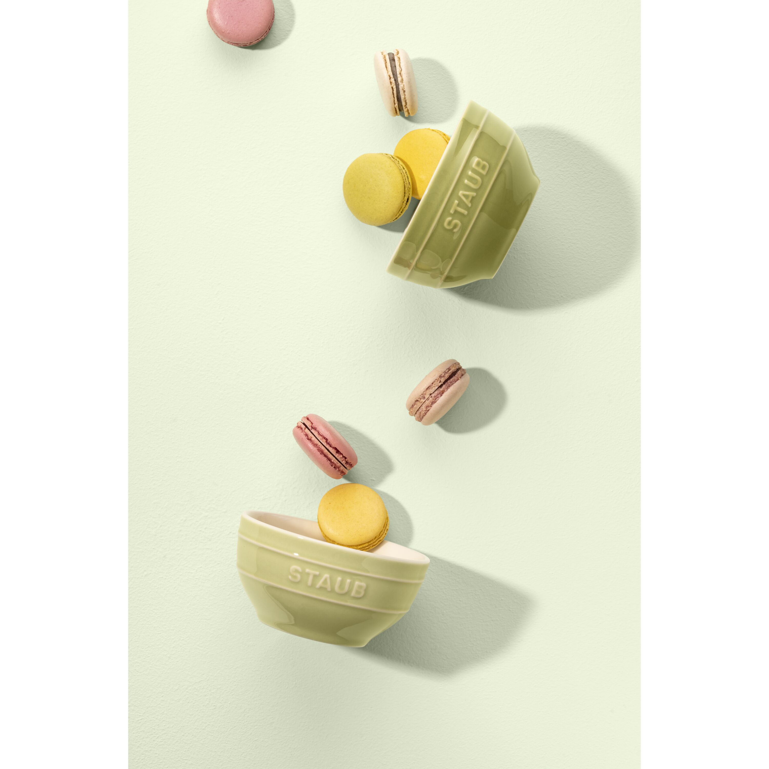 ストウブ　ボウル　マカロン Amazon｜staub ストウブ 「 セラミック ボウル セラミック 12cm