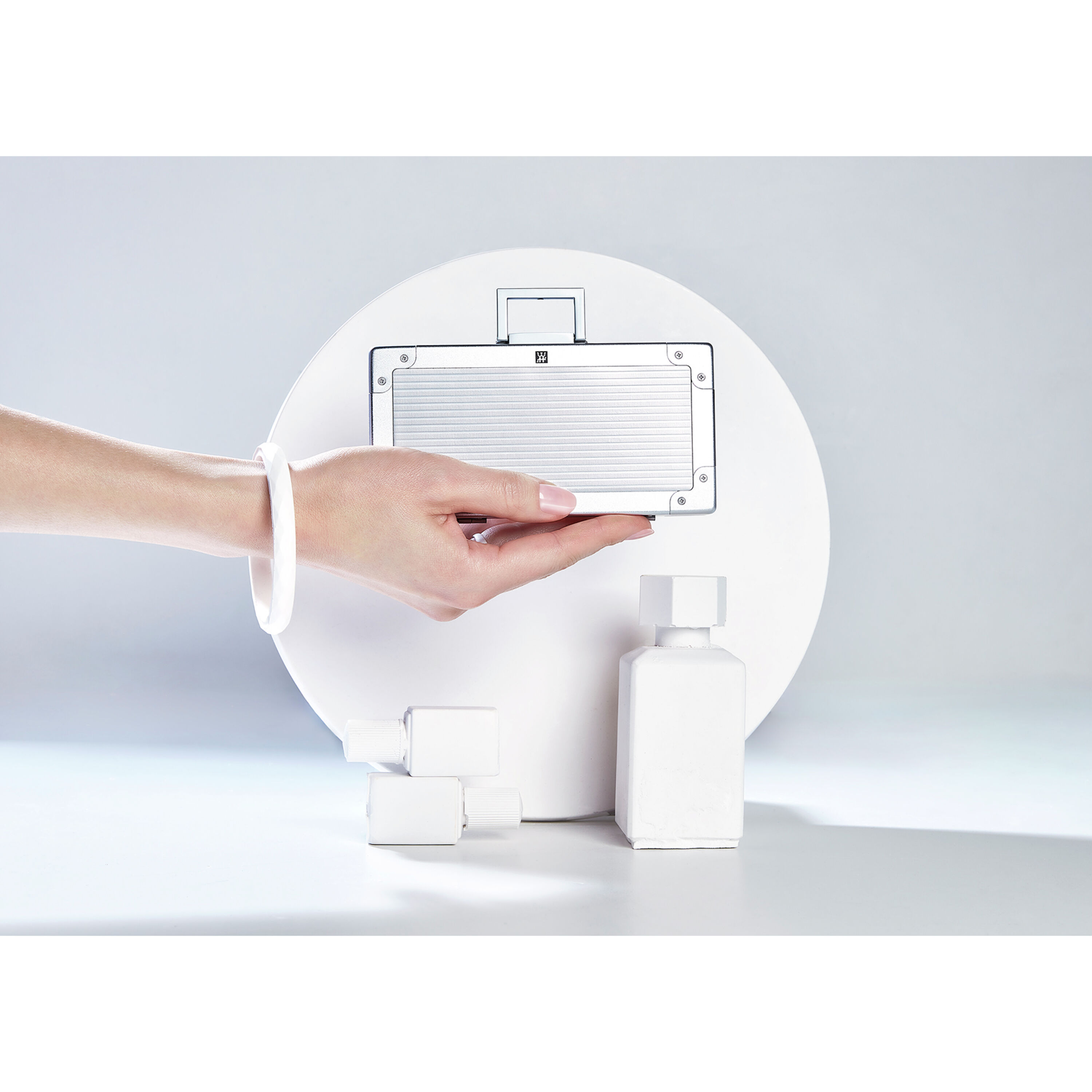 Buy ZWILLING PREMIUM Spring lock case | ZWILLING.COM