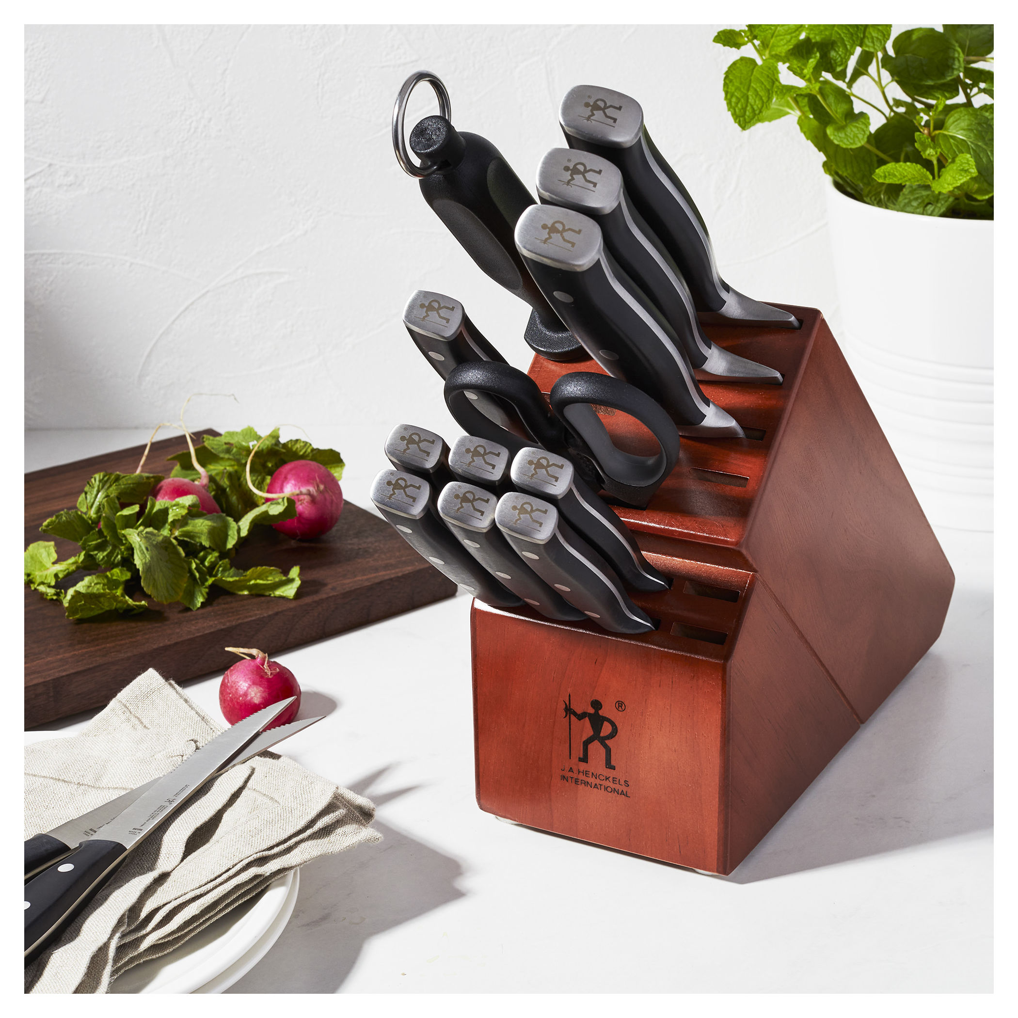 Henckels Forged Accent 15-pc, Knife block set