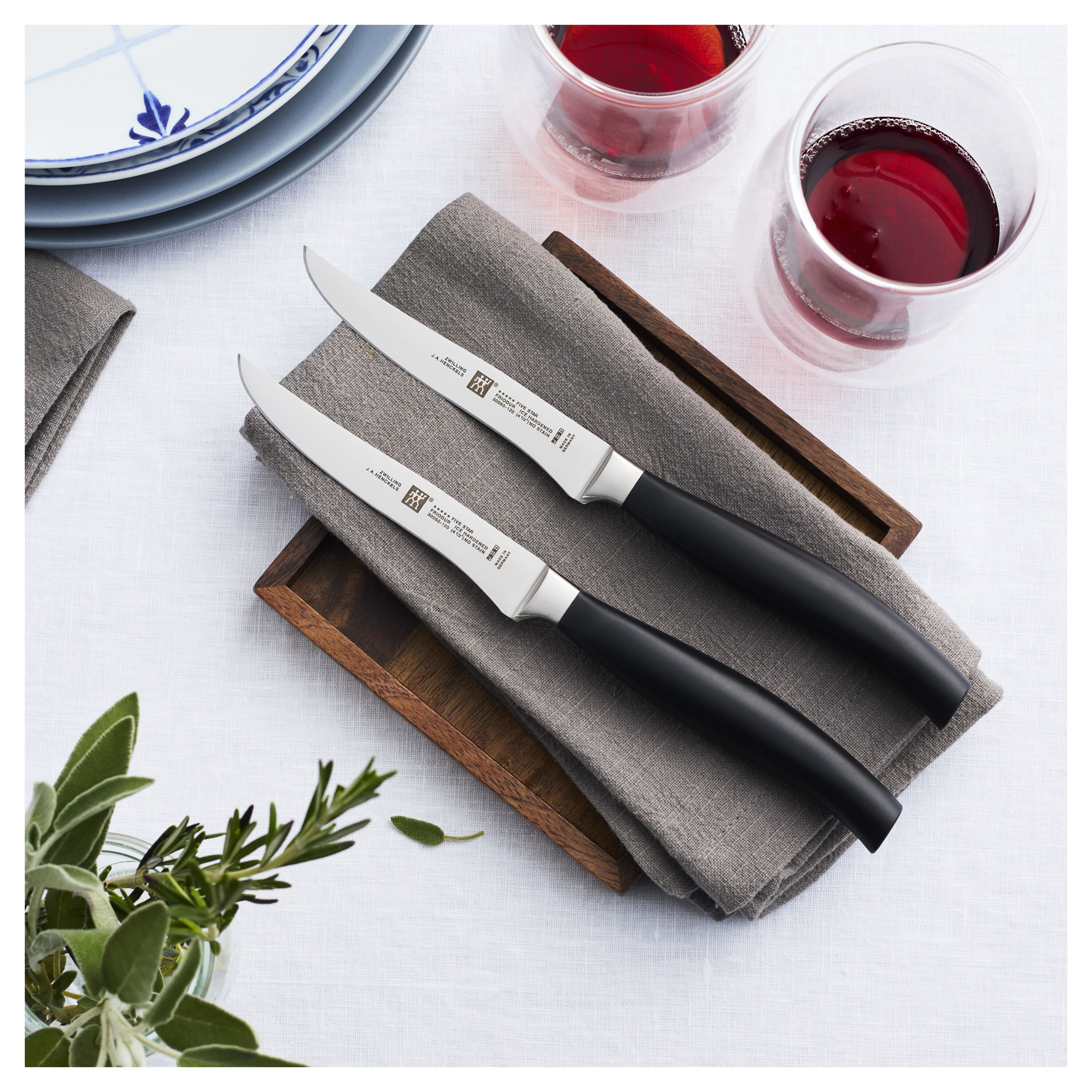 Buy ZWILLING ***** FIVE STAR Steak set | ZWILLING.COM