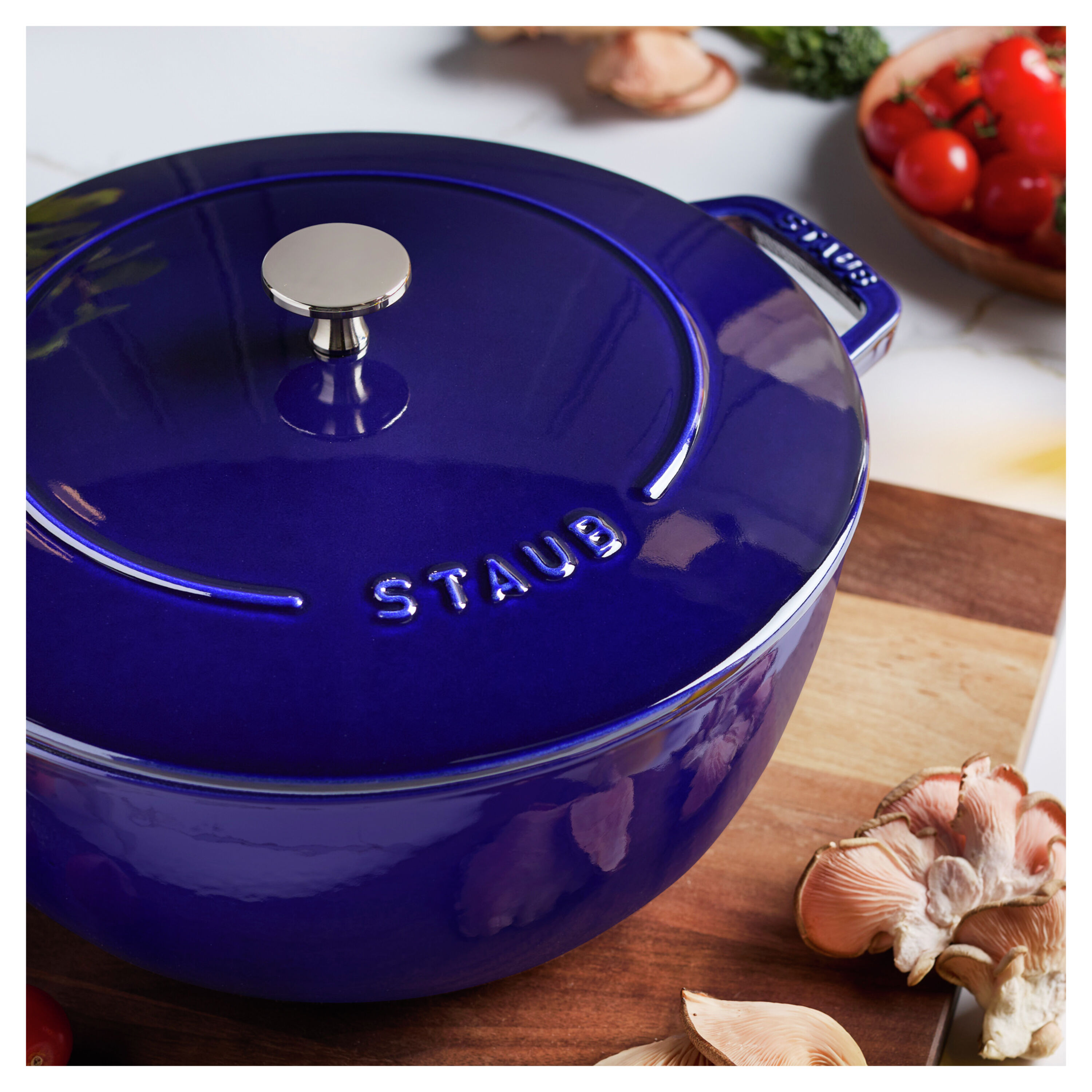 Staub Essential French Oven – 5.25 qt Cast Iron for Versatile Use - Image 2