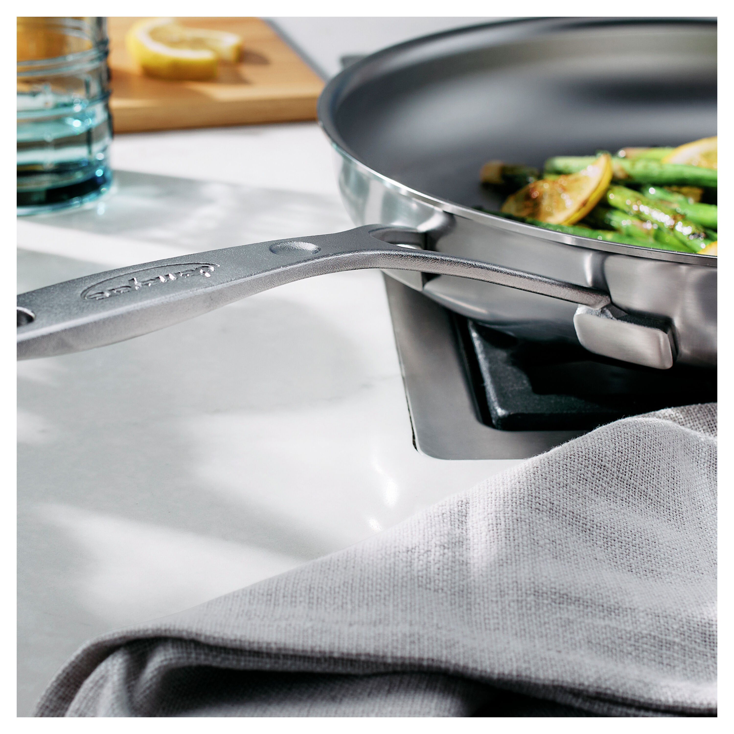 Buy Demeyere Industry 5 Nanotouch Frying pan | ZWILLING.COM