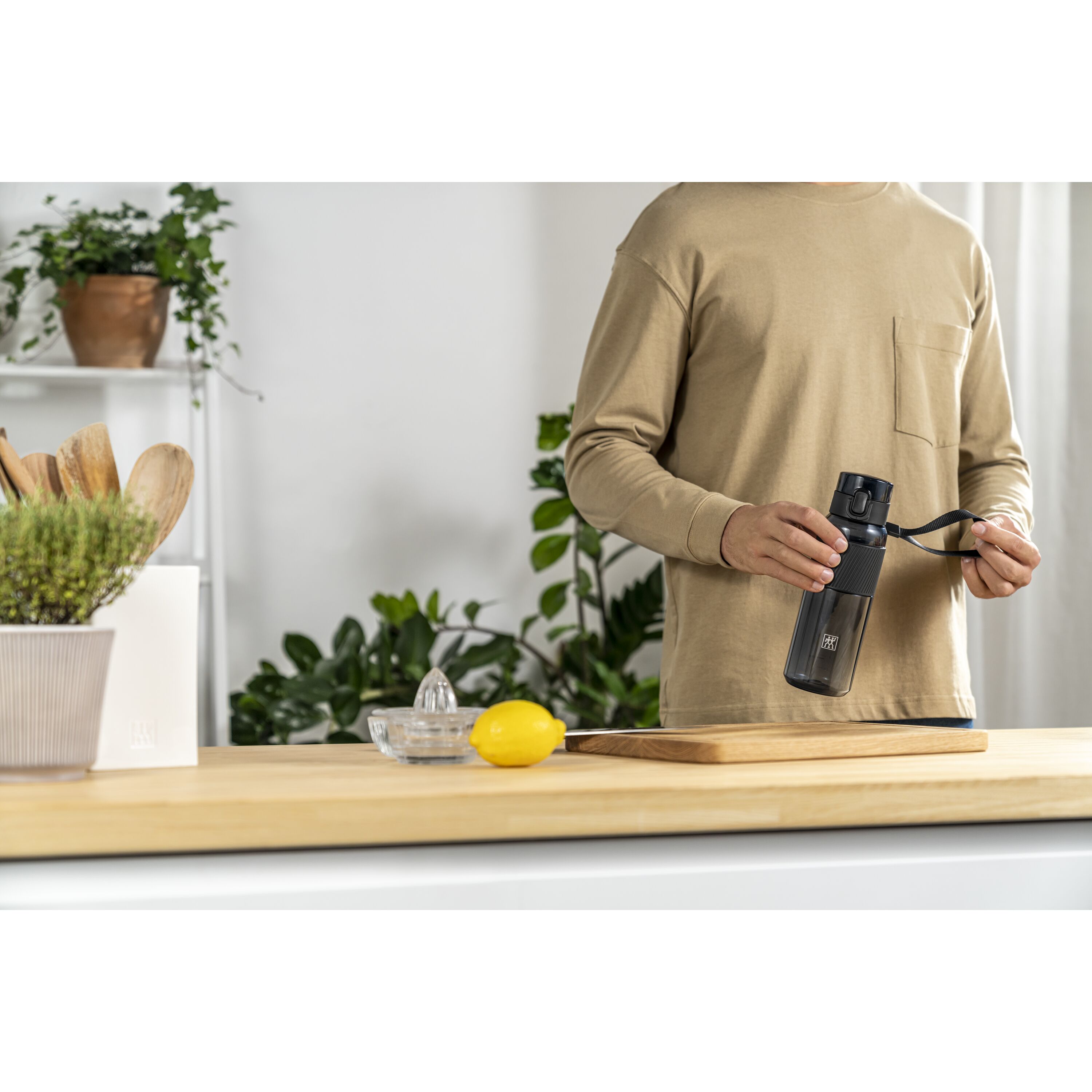 Hario Smart G Electric Hand Grinder Bundle