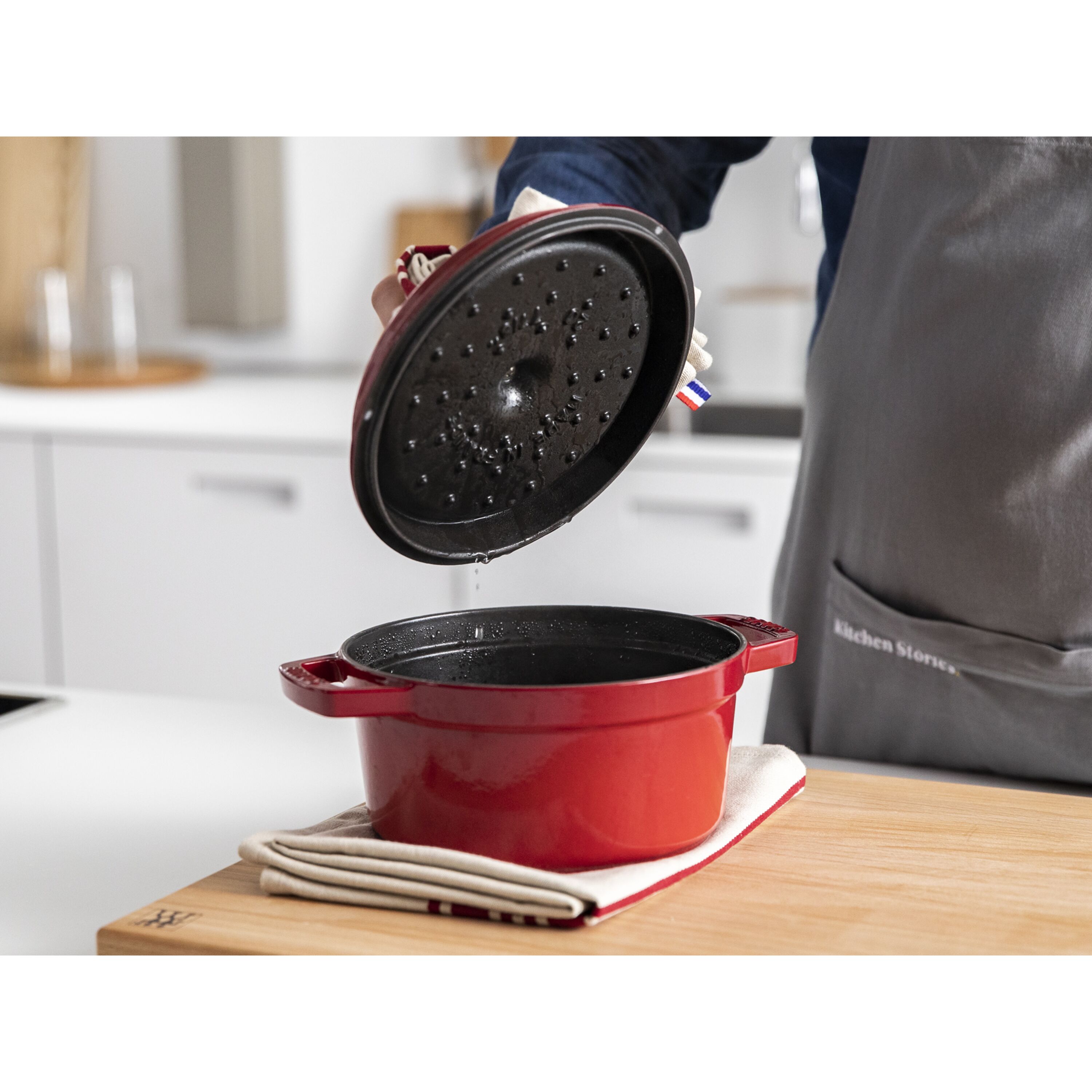 STAUB LA COCOTTE 赤 鍋 27cm STAUB LA COCOTTE 赤 鍋 27cm
