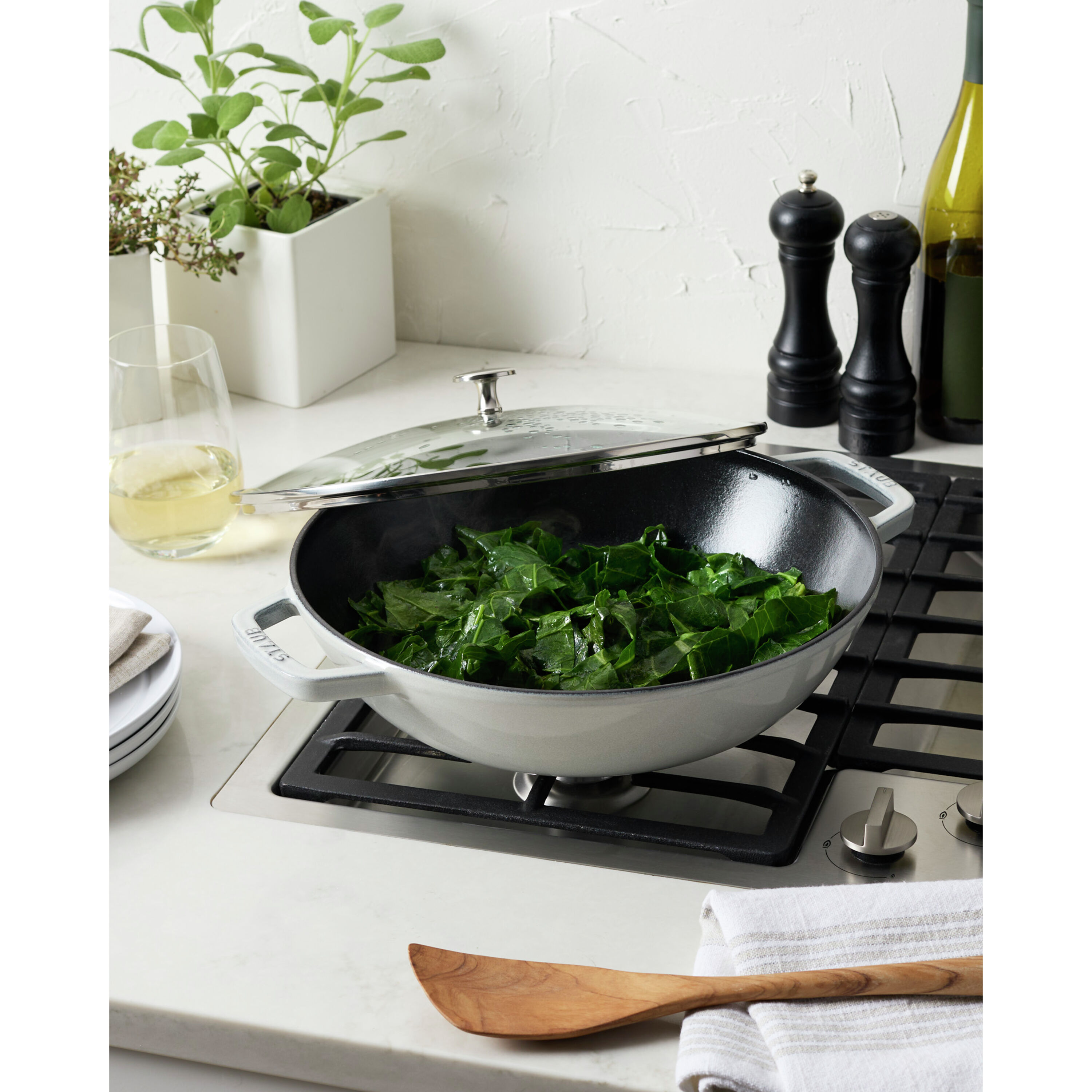 Buy Staub Cast Iron Wok | ZWILLING.COM