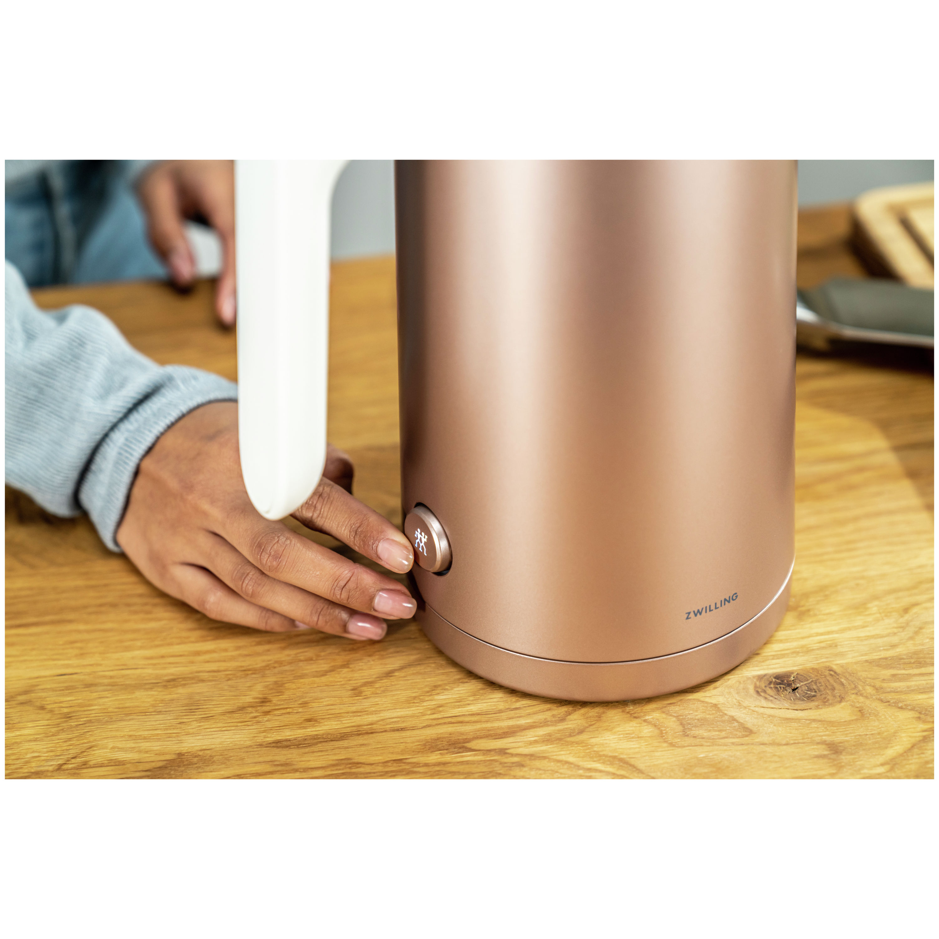 ツヴィリング Enfinigy 電気ケトル | ツヴィリング公式オンラインショップ