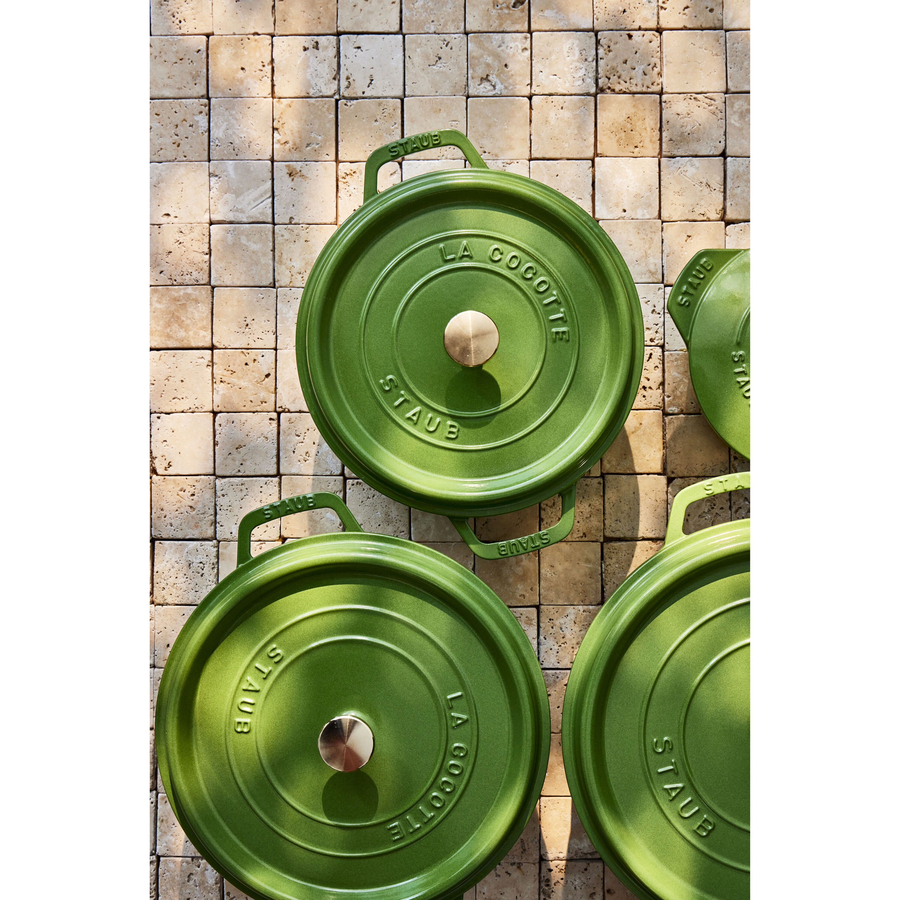Buy Staub Cast Iron - Round Cocottes Cocotte | ZWILLING.COM