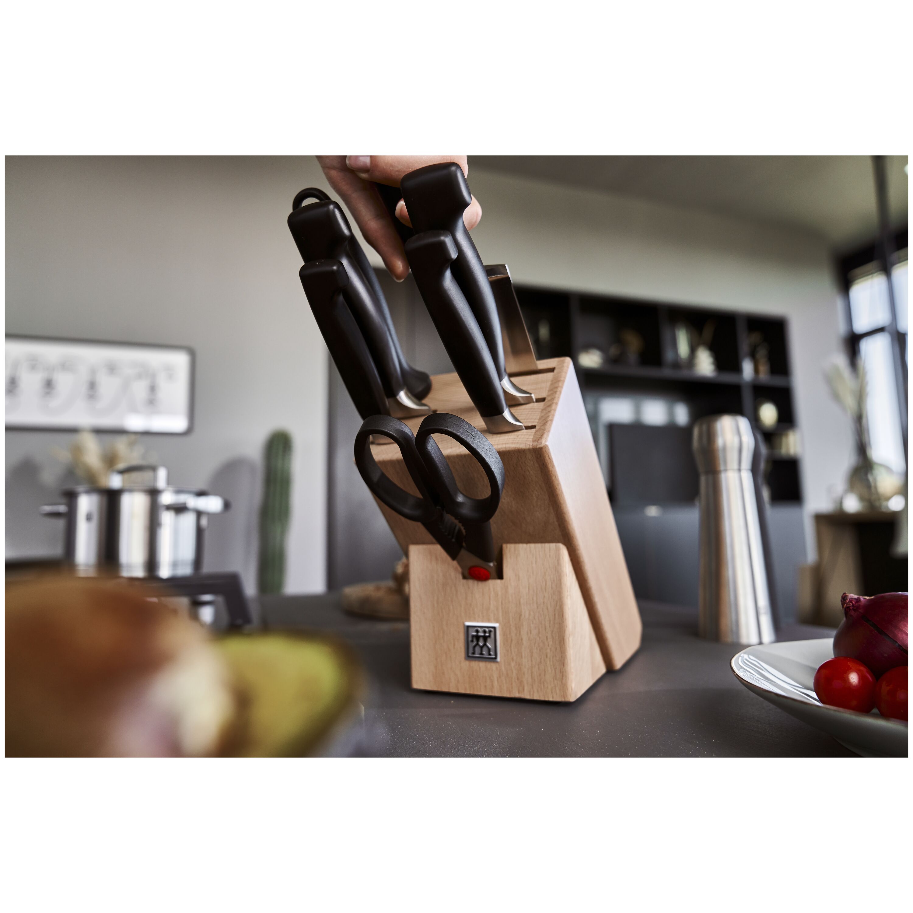 ZWILLING Knife Zwilling J A Henckels Four Star 7 Piece Knife Block