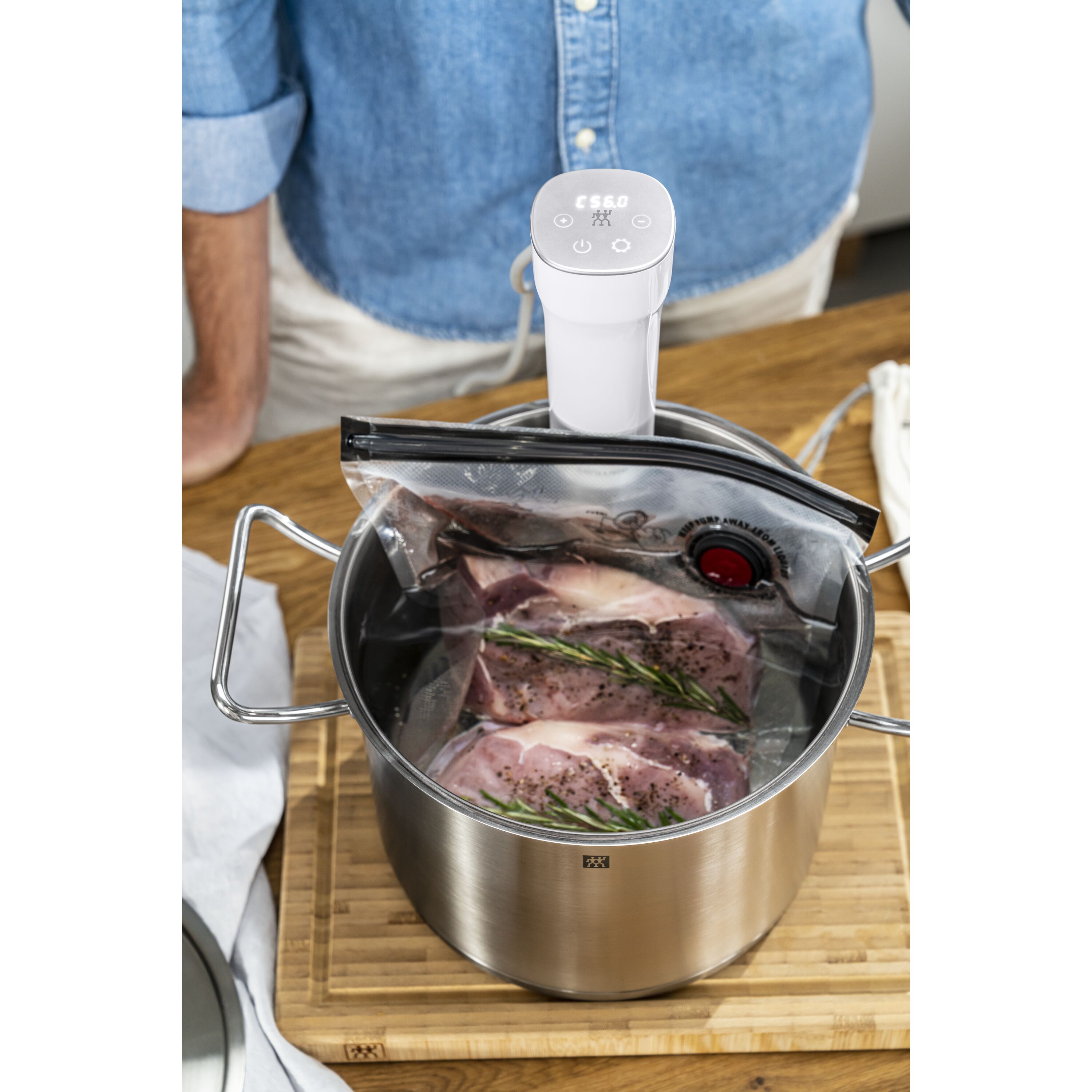 低温調理器 ZWILLING ENFINIGY SOUS-VIDE-STICK Zwilling Enfinigy Sous Vide Stick | Chefs Corner Store