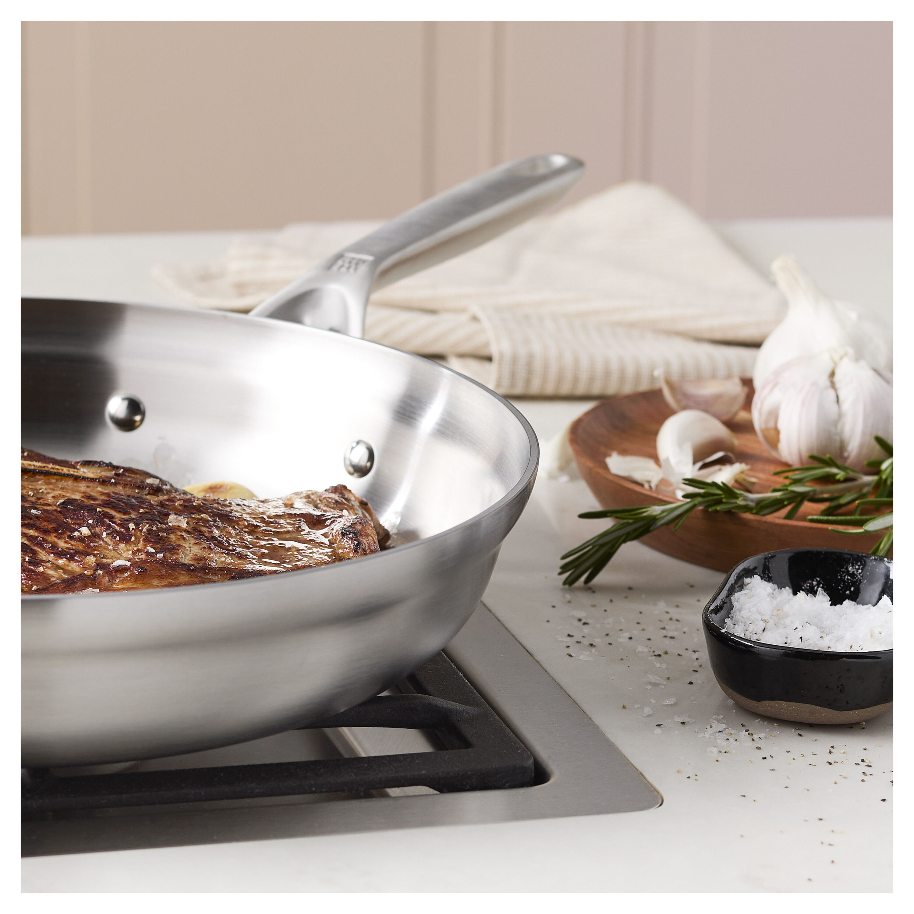 Buy ZWILLING Motion Stainless Steel Frying pan | ZWILLING.COM