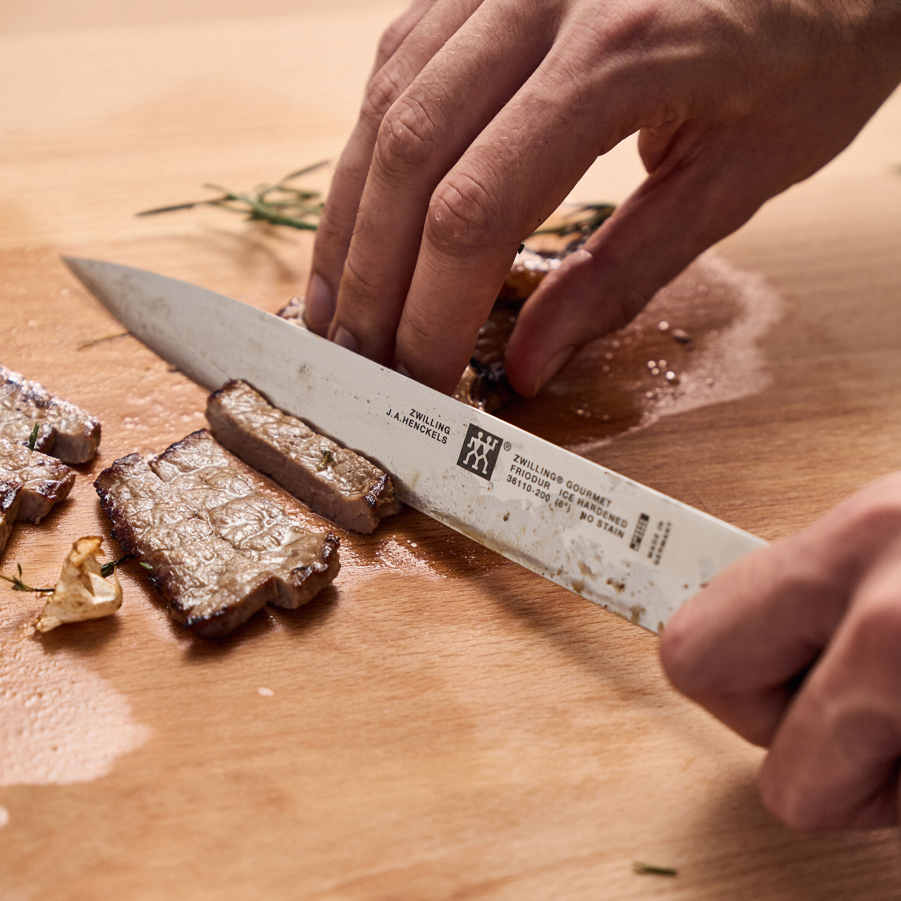 Buy ZWILLING Gourmet Carving knife | ZWILLING.COM