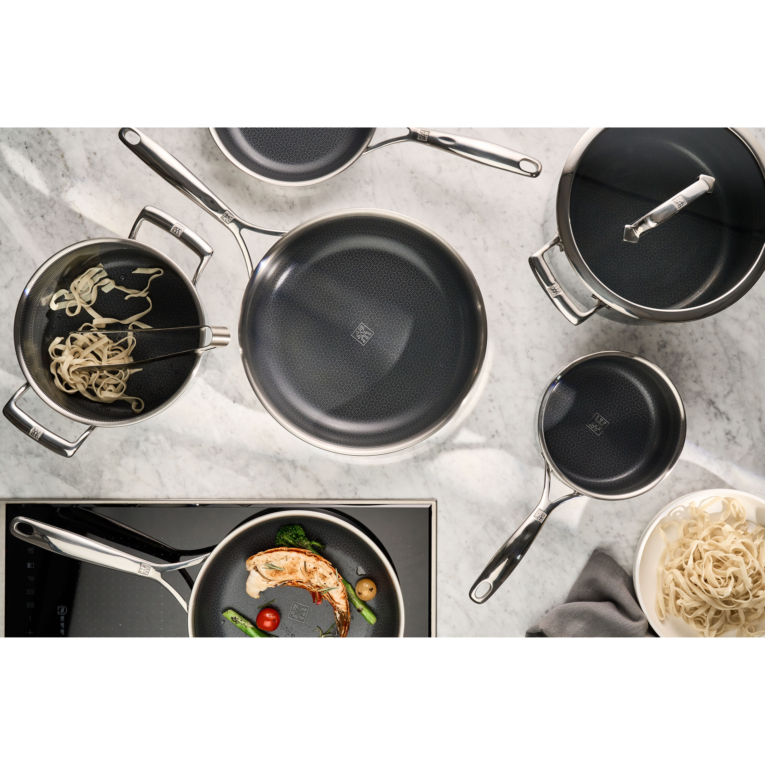 Buy ZWILLING Peak 3-pc, Ceramic Hybrid Frying Pan Set | ZWILLING.COM