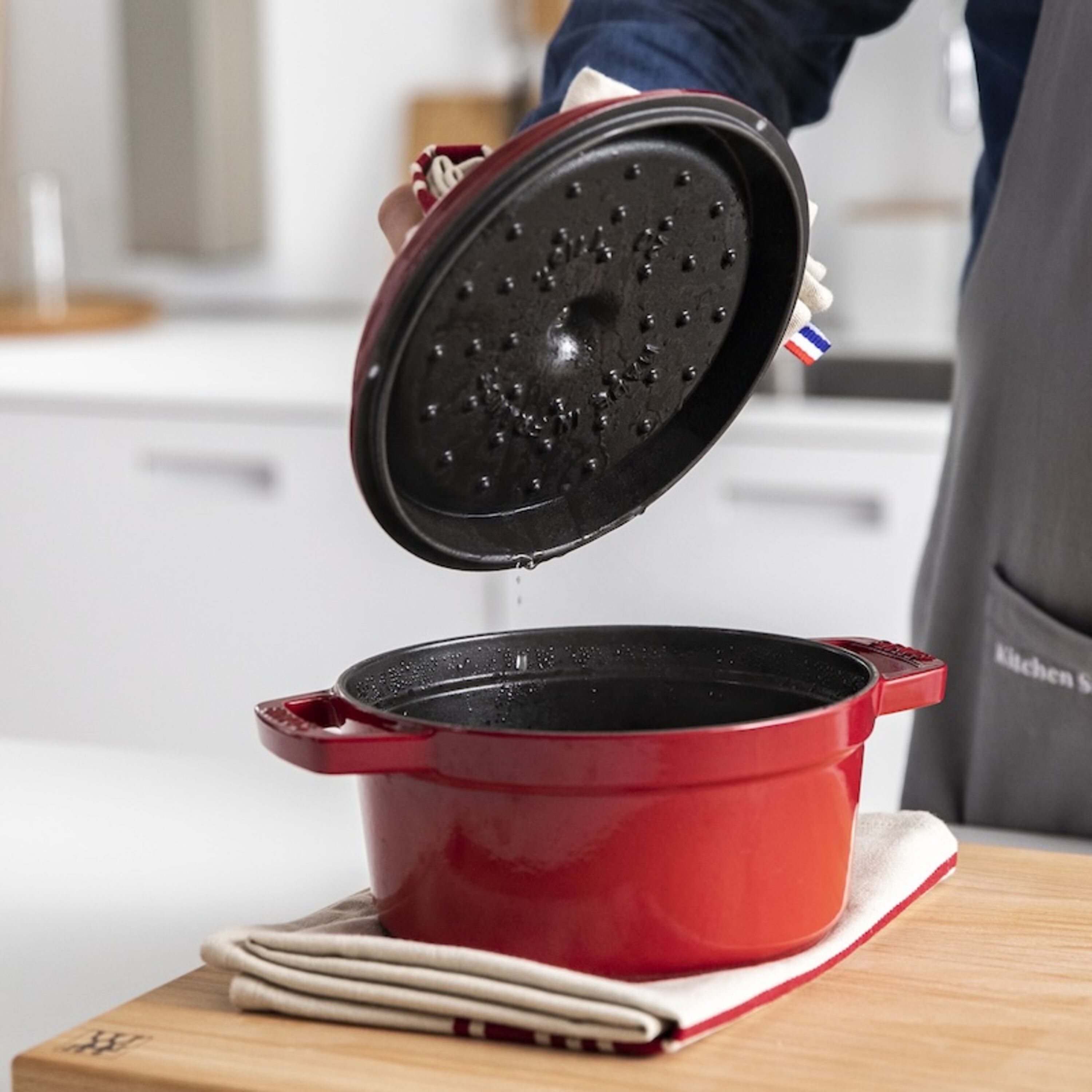 STAUB LA COCOTTE 28cm フランス製 Round Cocotte 28cm, La Mer - Zwilling Australia