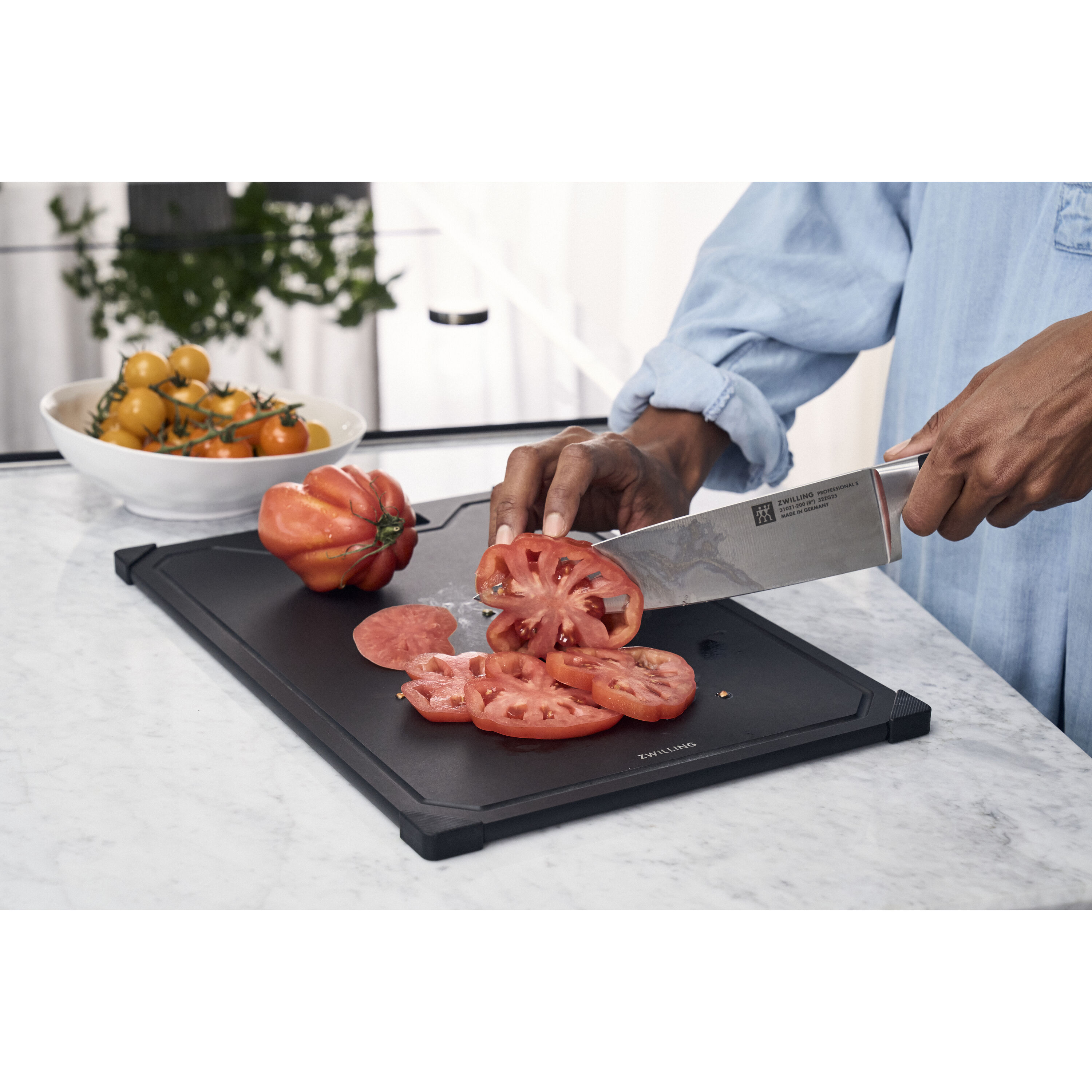 カリフォルニア州形状の石製まな板 Amazon | JK Adams Williston 大型カッティングボード 溝付き、厚手の