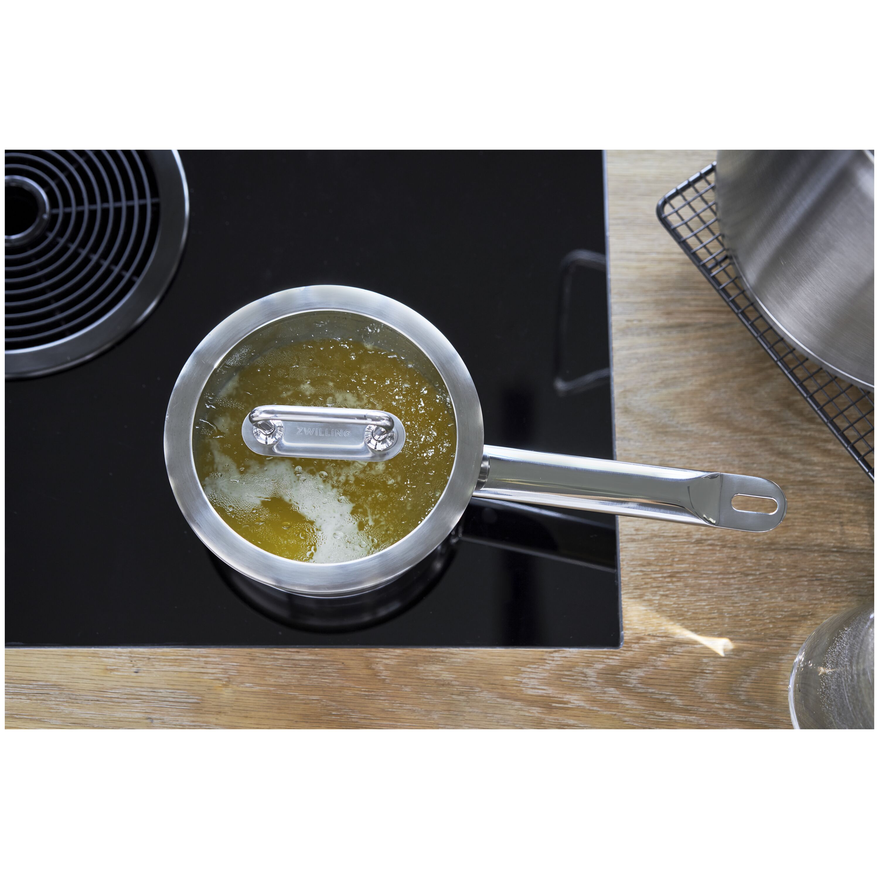 ツヴィリング プロ ソースパン | ツヴィリング公式オンラインショップ